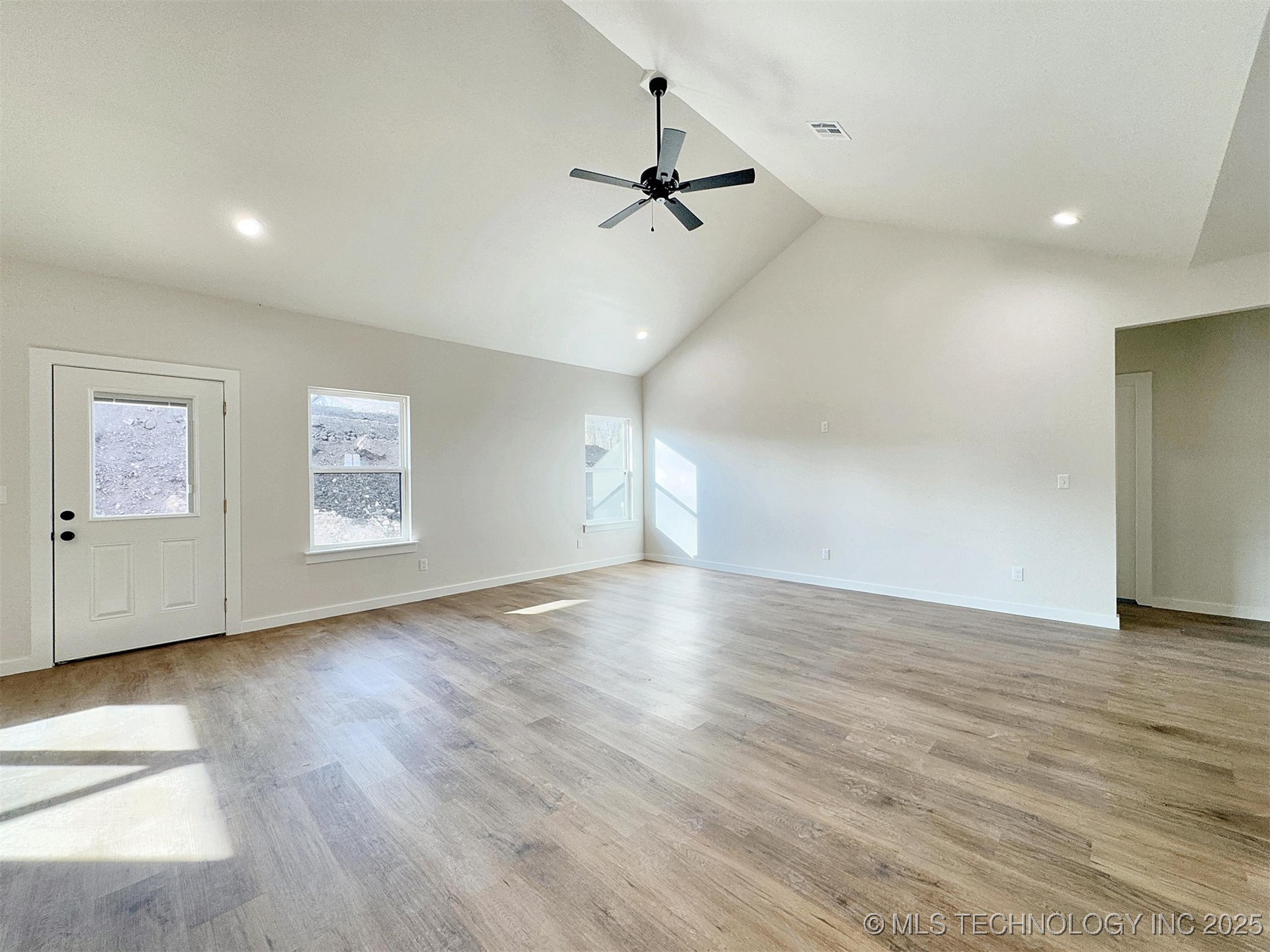 890 E Harlan Drive Property Photo 5