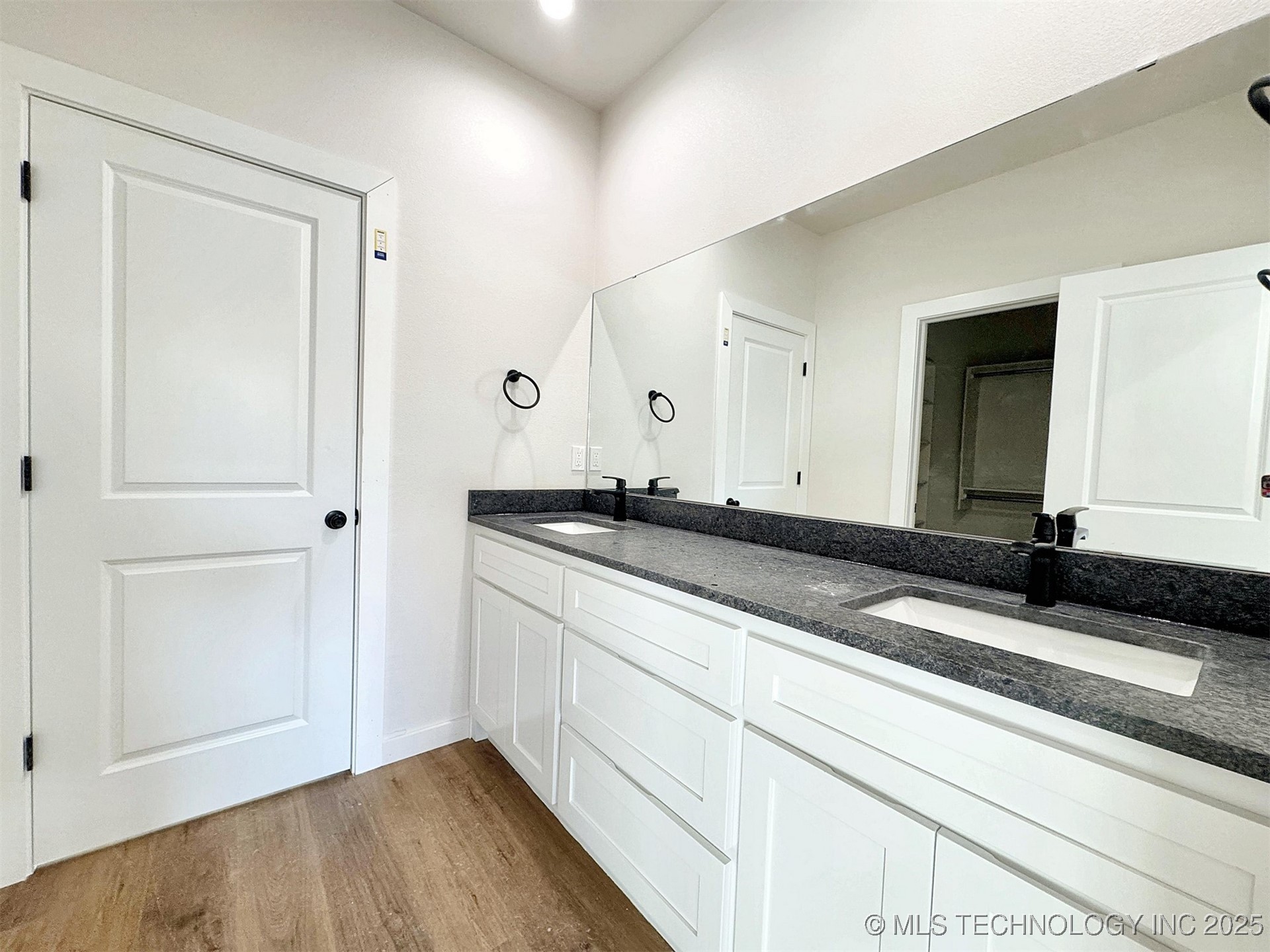 890 E Harlan Drive Property Photo 21