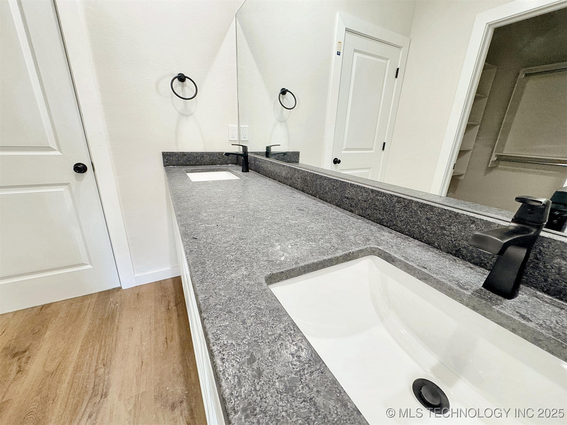 890 E Harlan Drive Property Photo 24