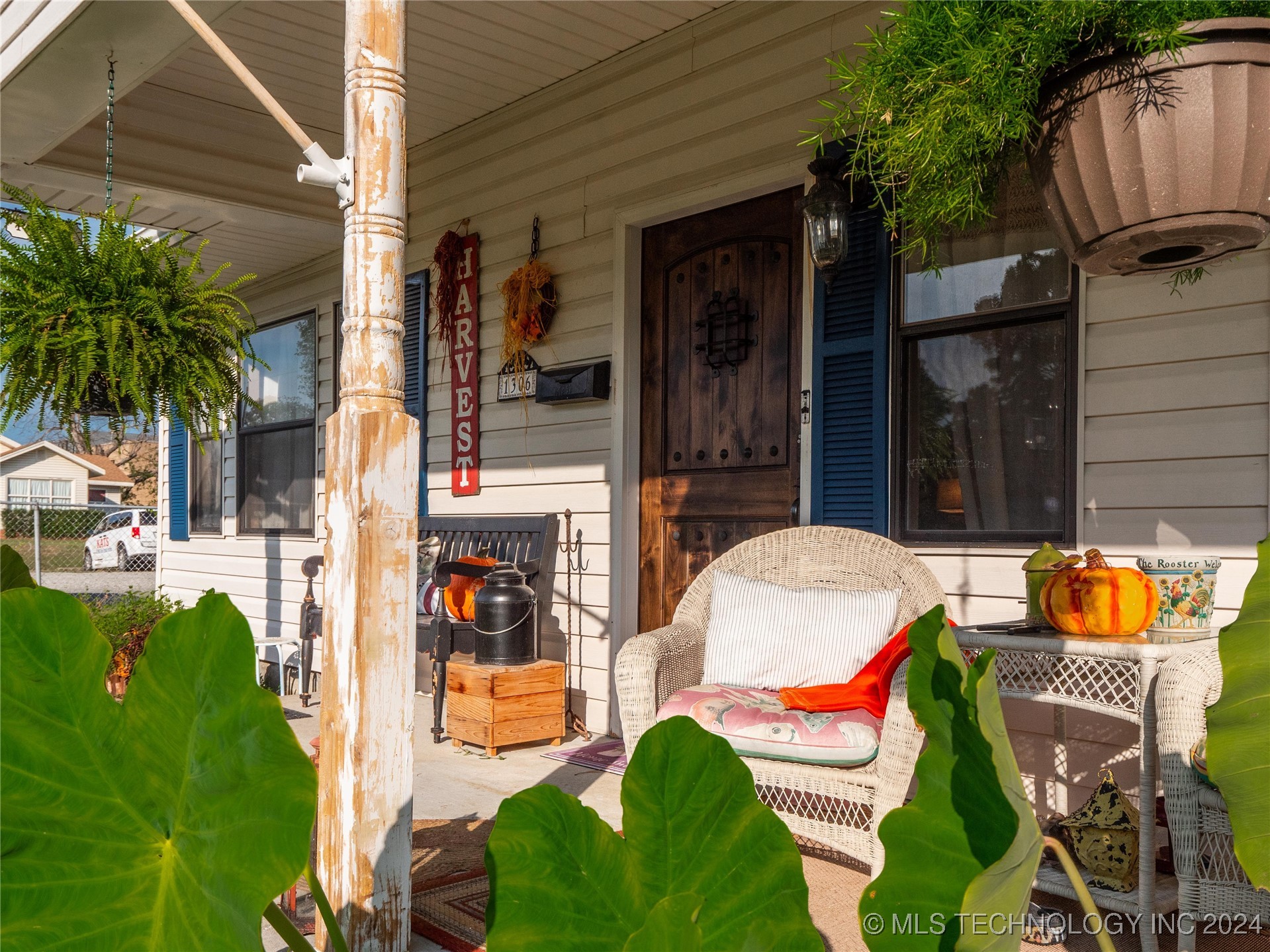 1306 S 6th Property Photo 4