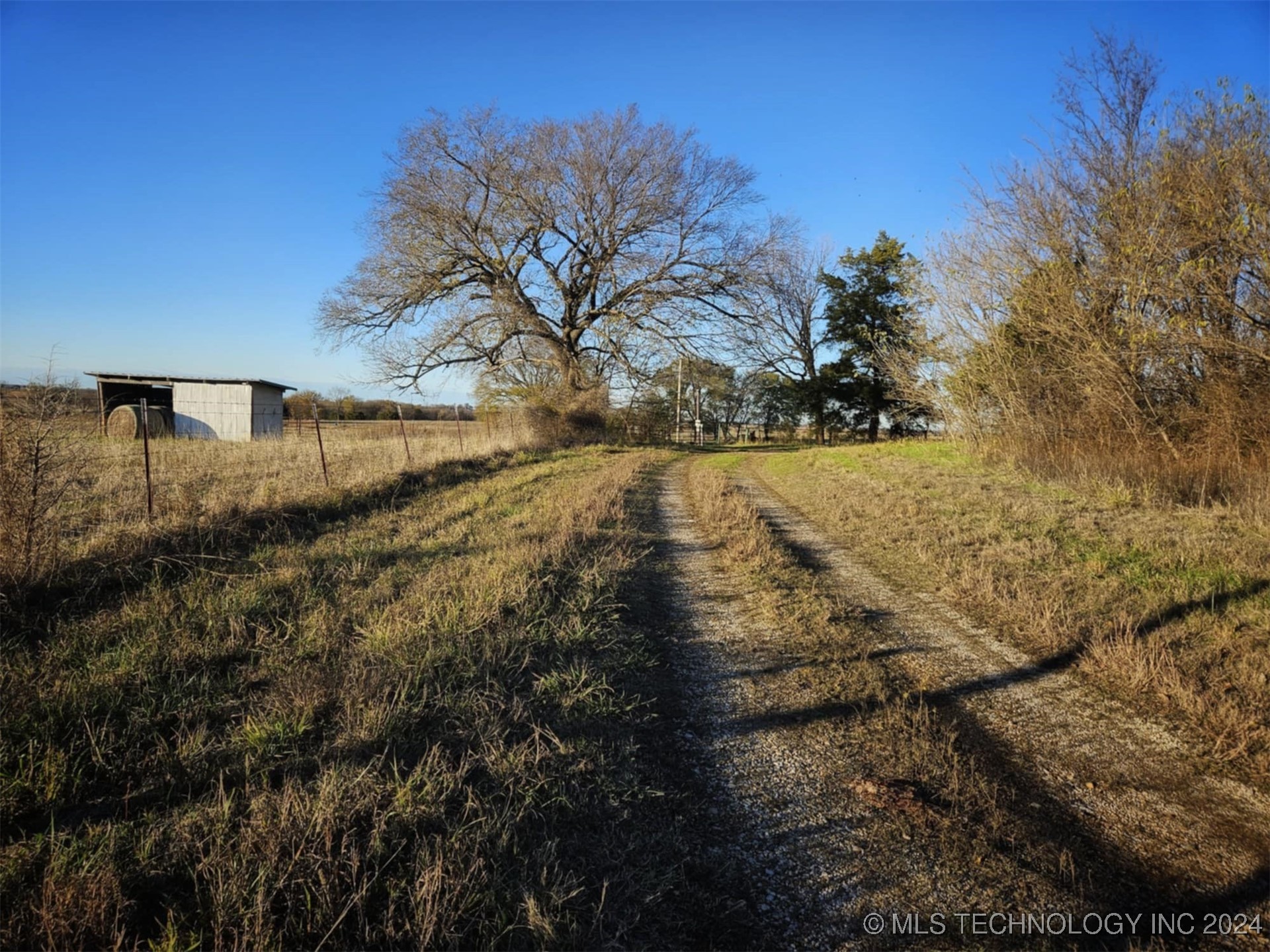 12107 Ew 21 Road Property Photo 16