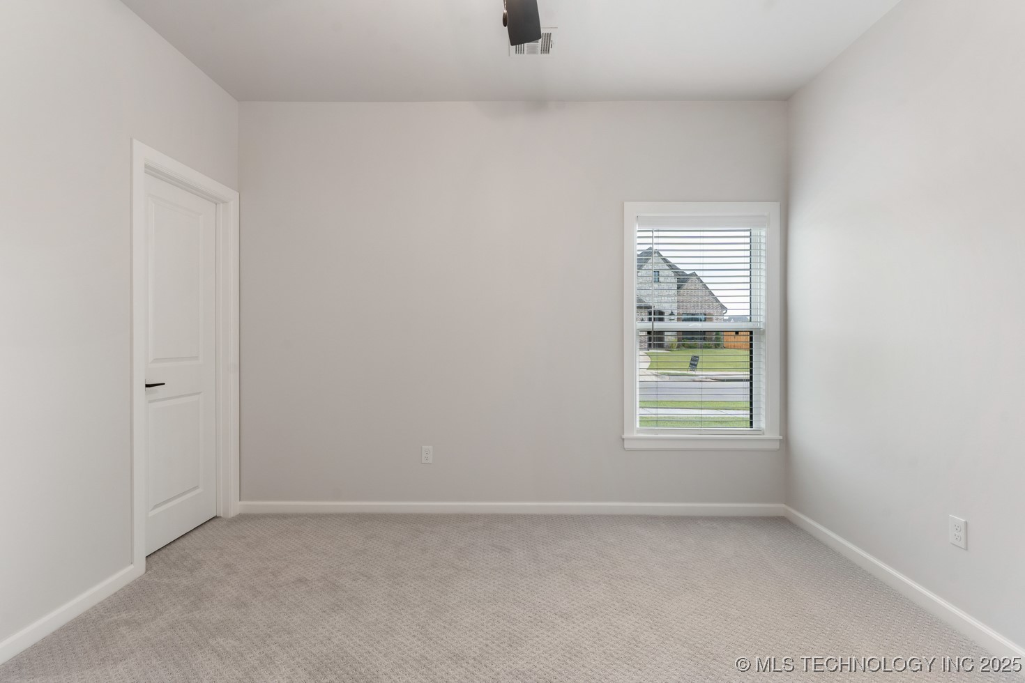 3908 S Elder Boulevard Property Photo 9
