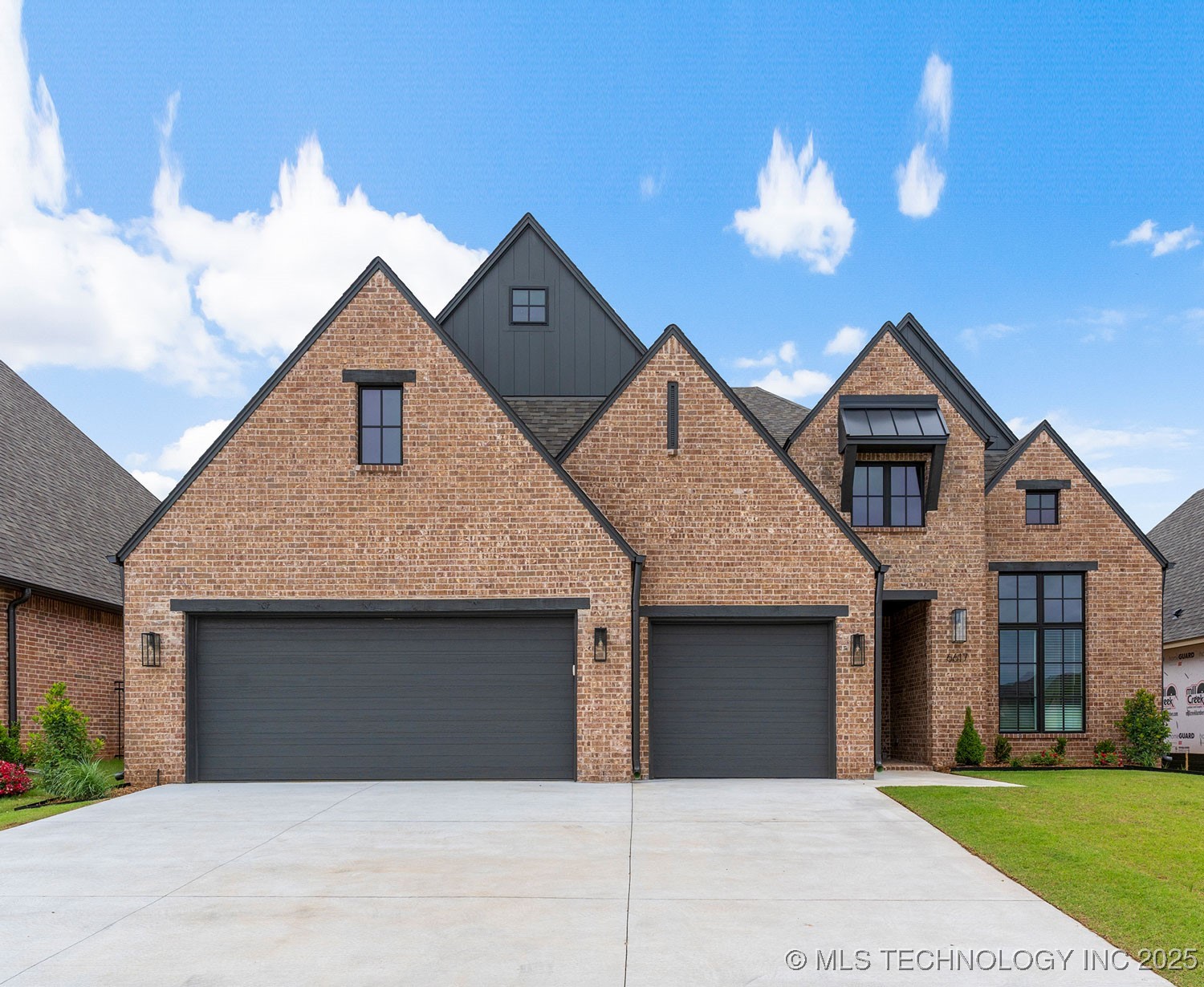 6617 S Fir Avenue Property Photo 1