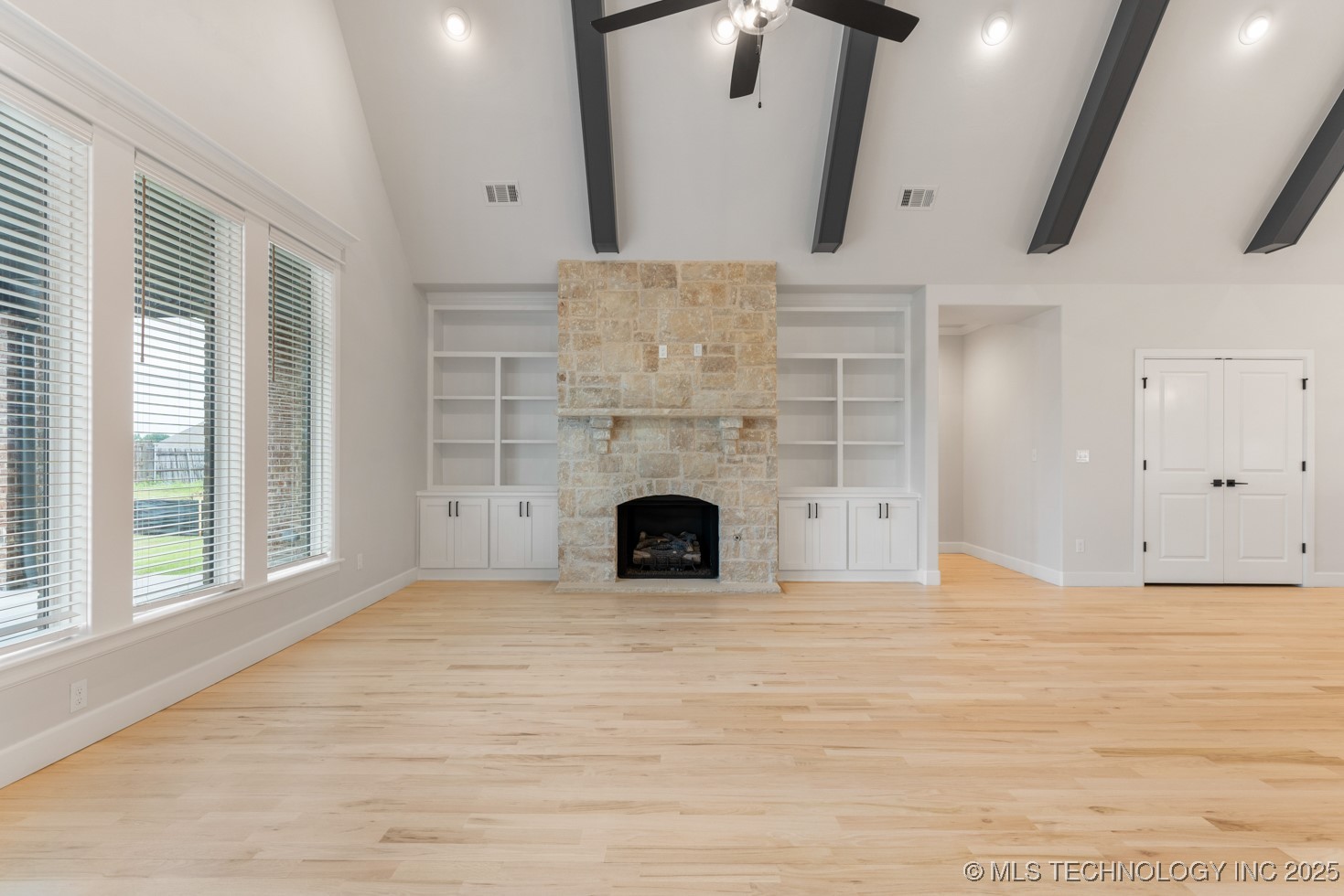 6617 S Fir Avenue Property Photo 31