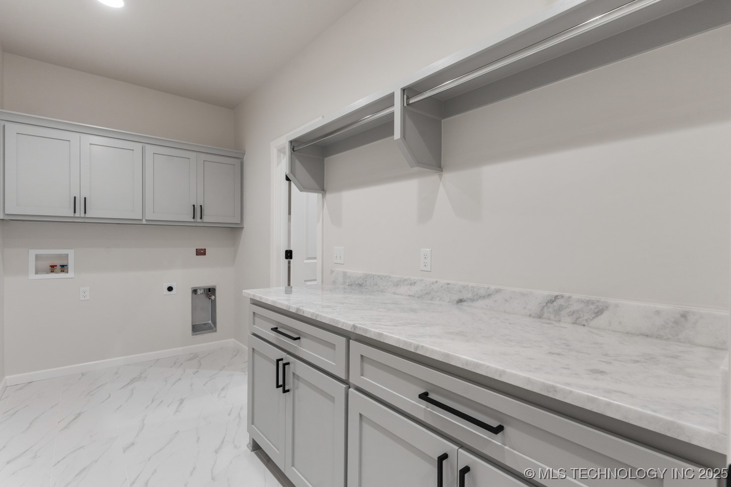 6617 S Fir Avenue Property Photo 47