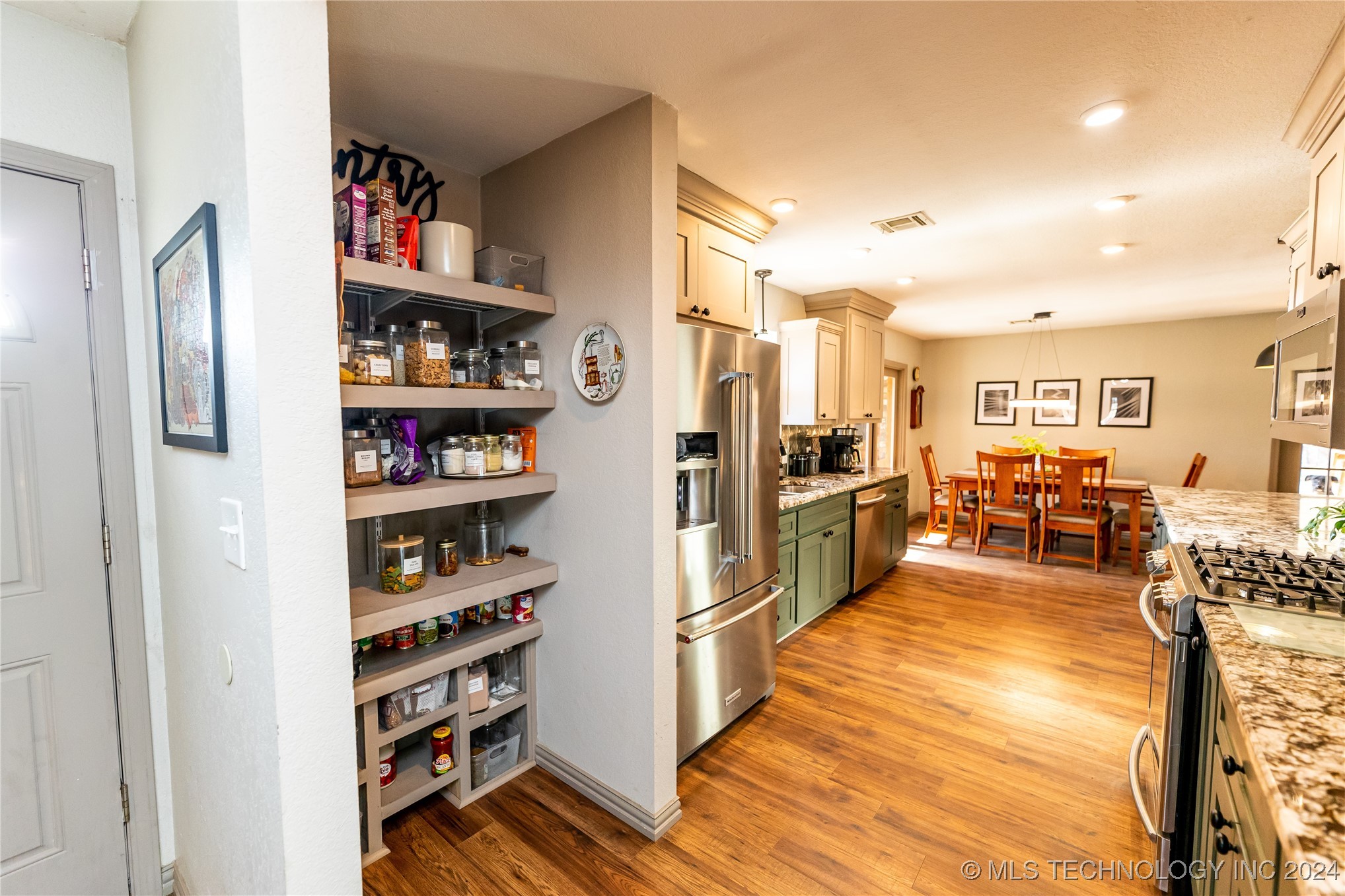 580 County Road Property Photo 16