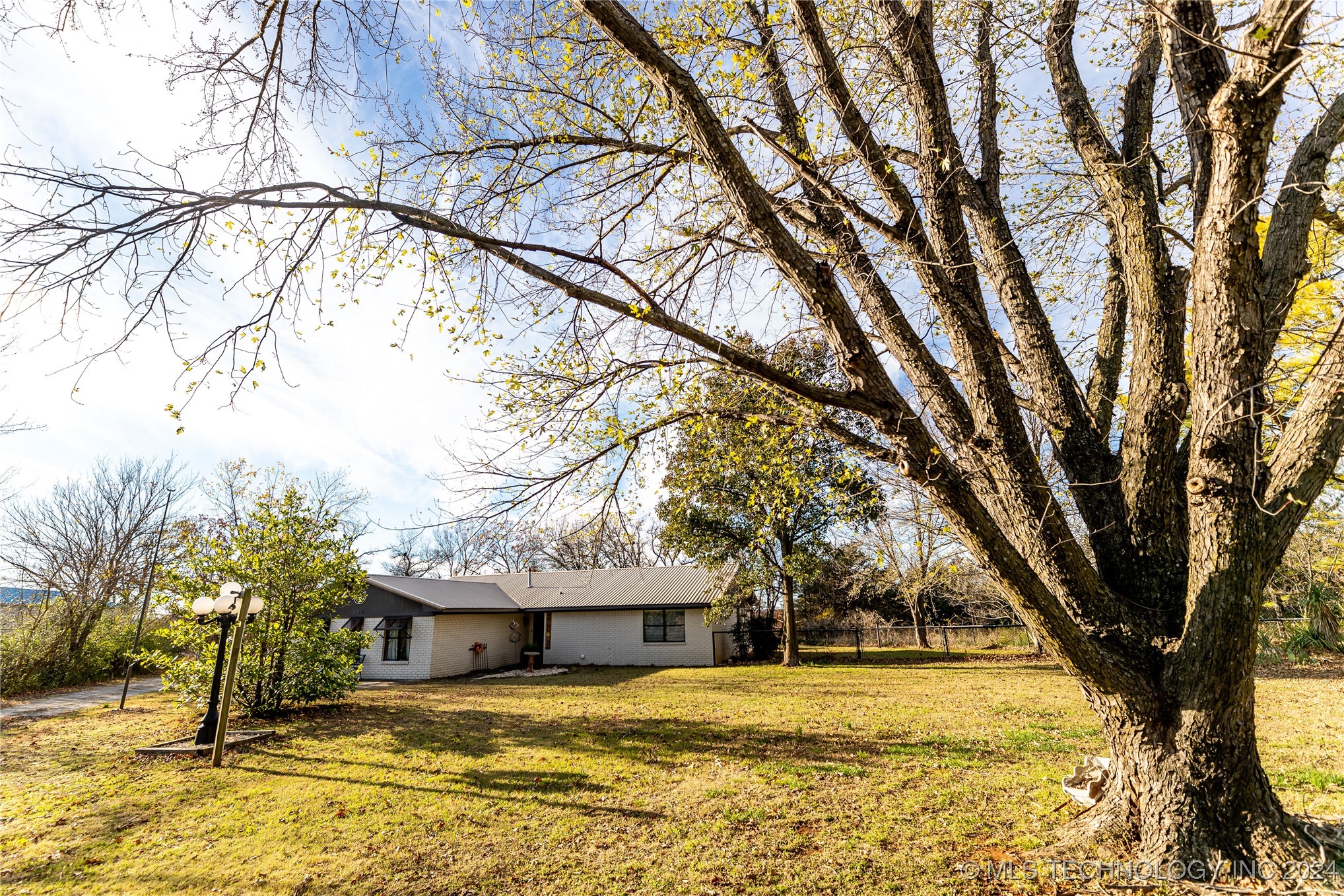 580 County Road Property Photo 41