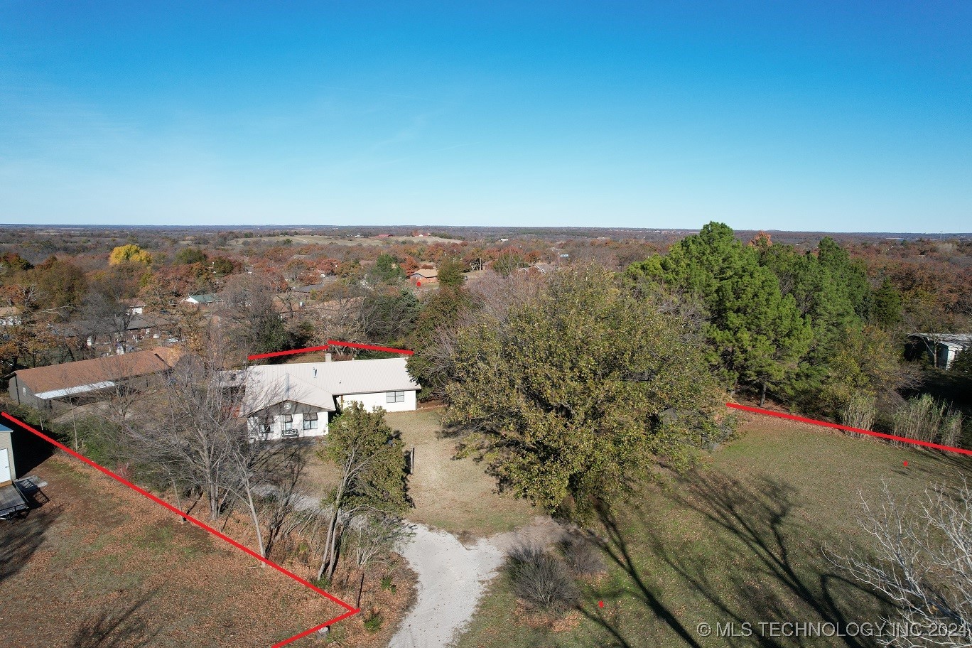 580 County Road Property Photo 43