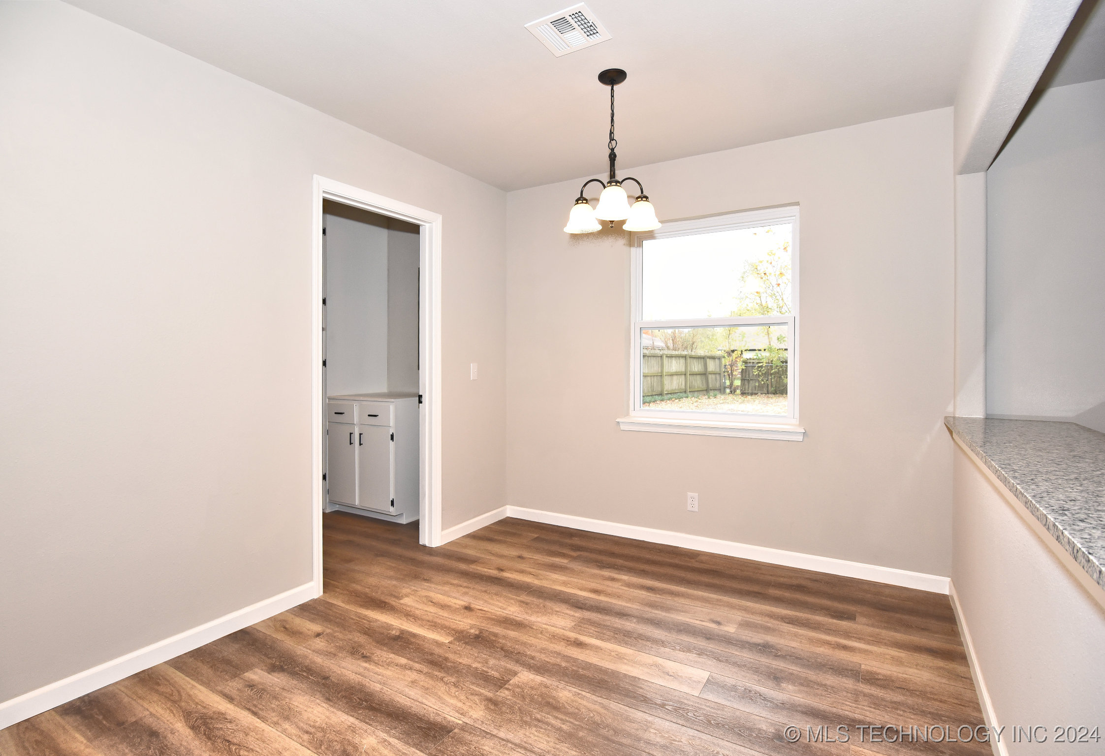 13672 S 286th Street Property Photo 12