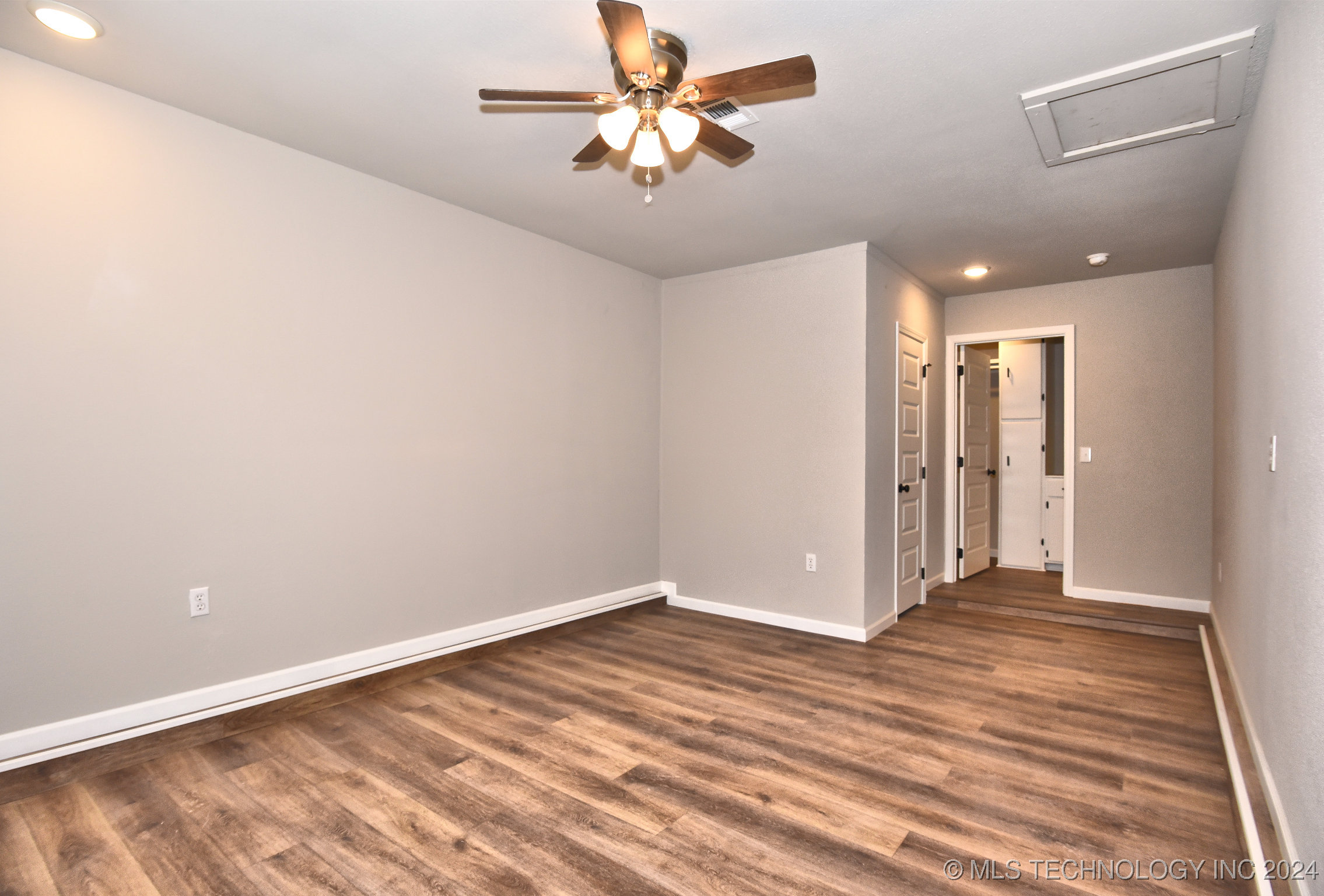 13672 S 286th Street Property Photo 18