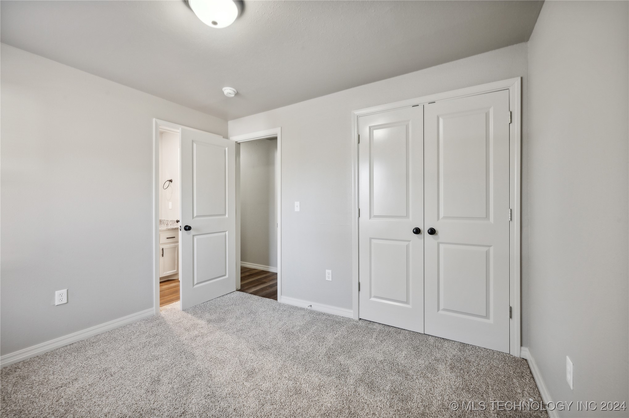 803 S Mission Street 1/2 Property Photo 16