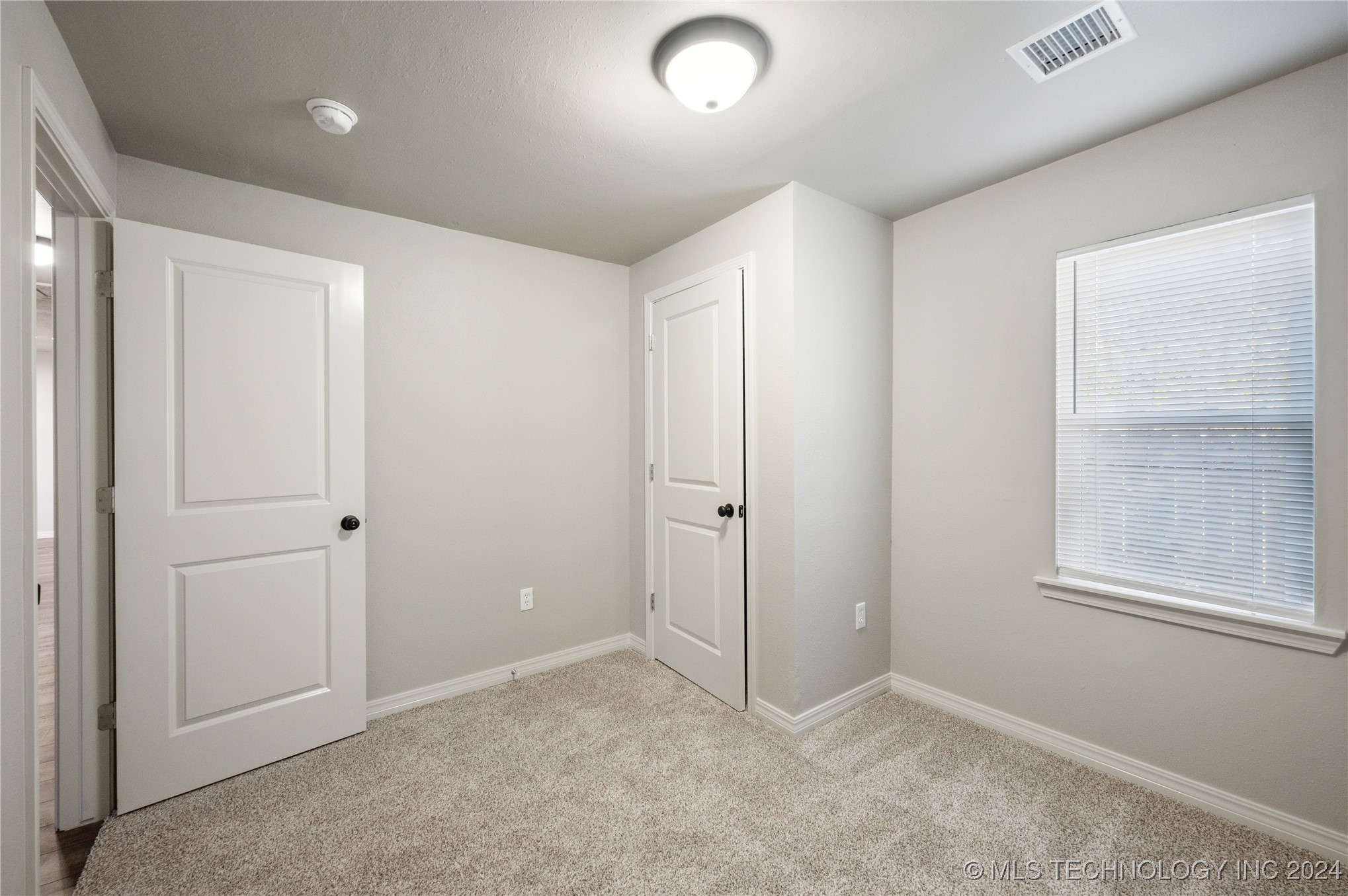 803 S Mission Street 1/2 Property Photo 20