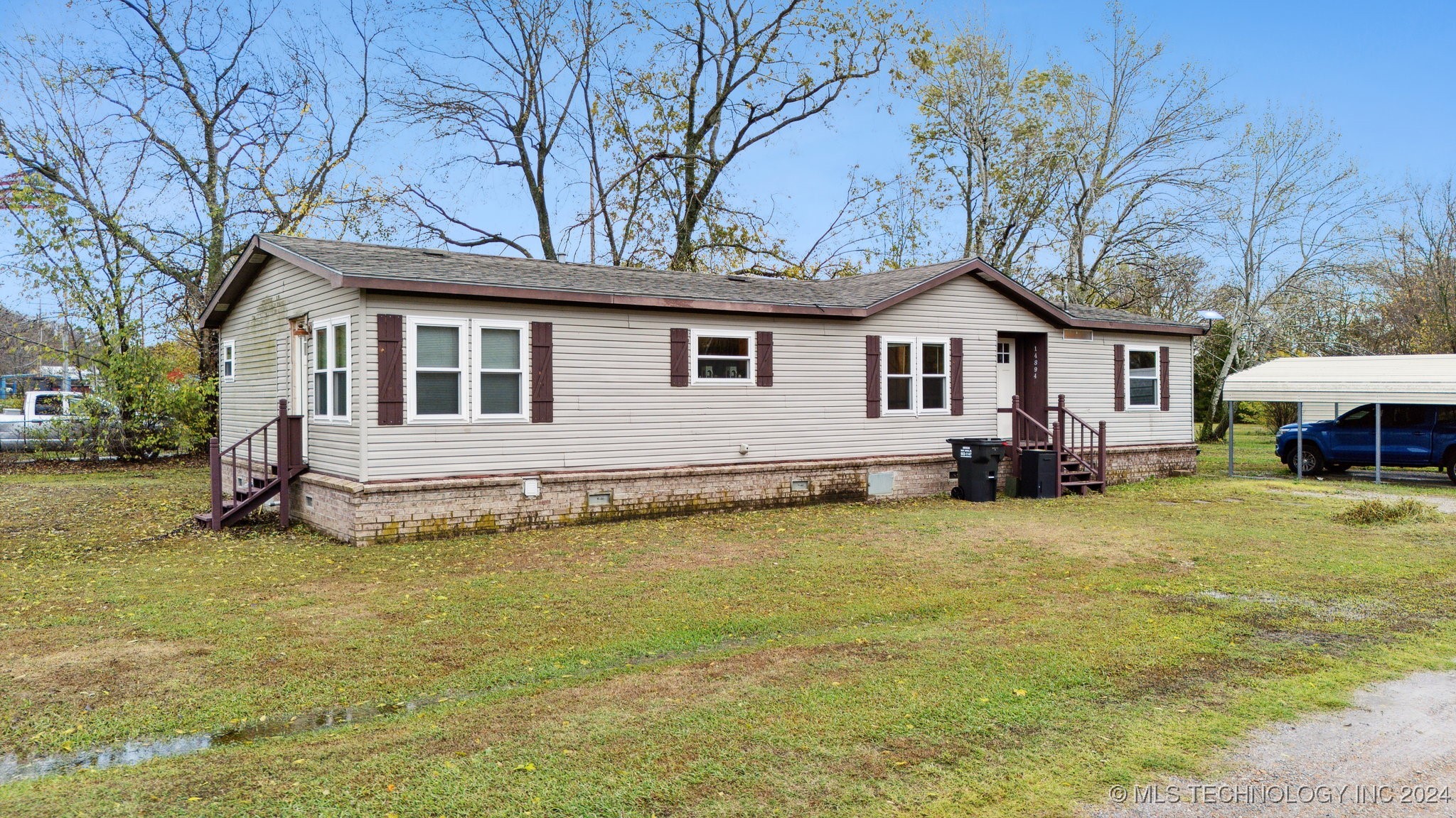 14894 E Main Street Property Photo 2