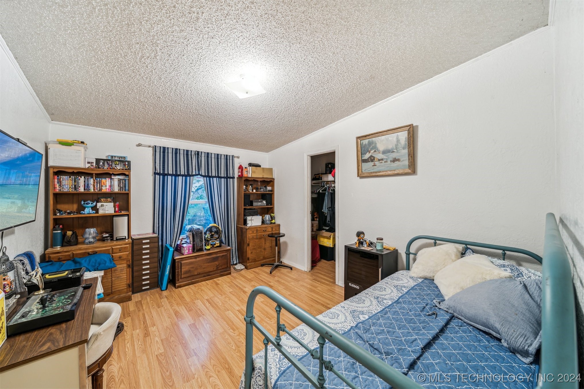 14894 E Main Street Property Photo 17