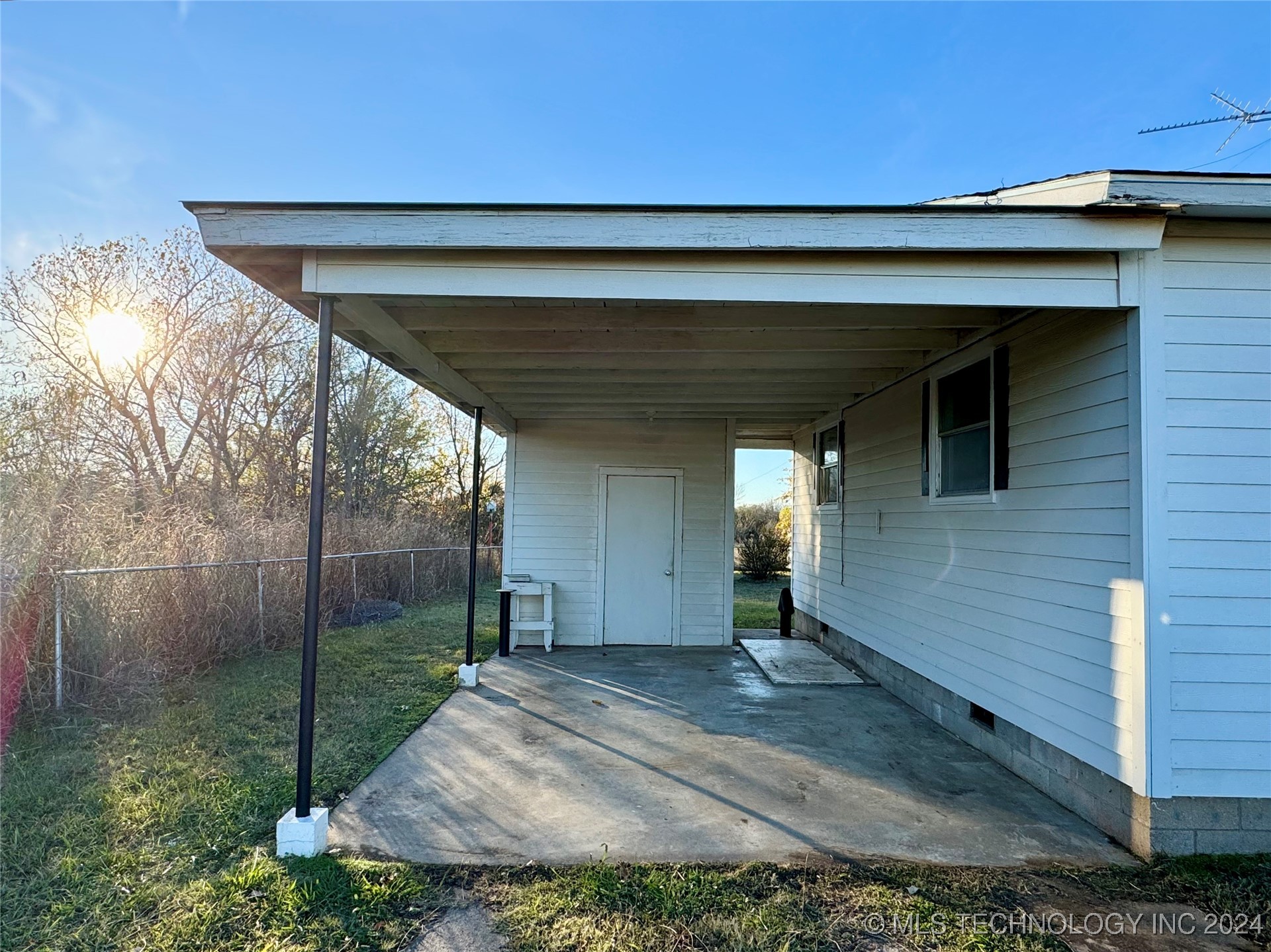 1708 N Linwood Avenue Property Photo 30