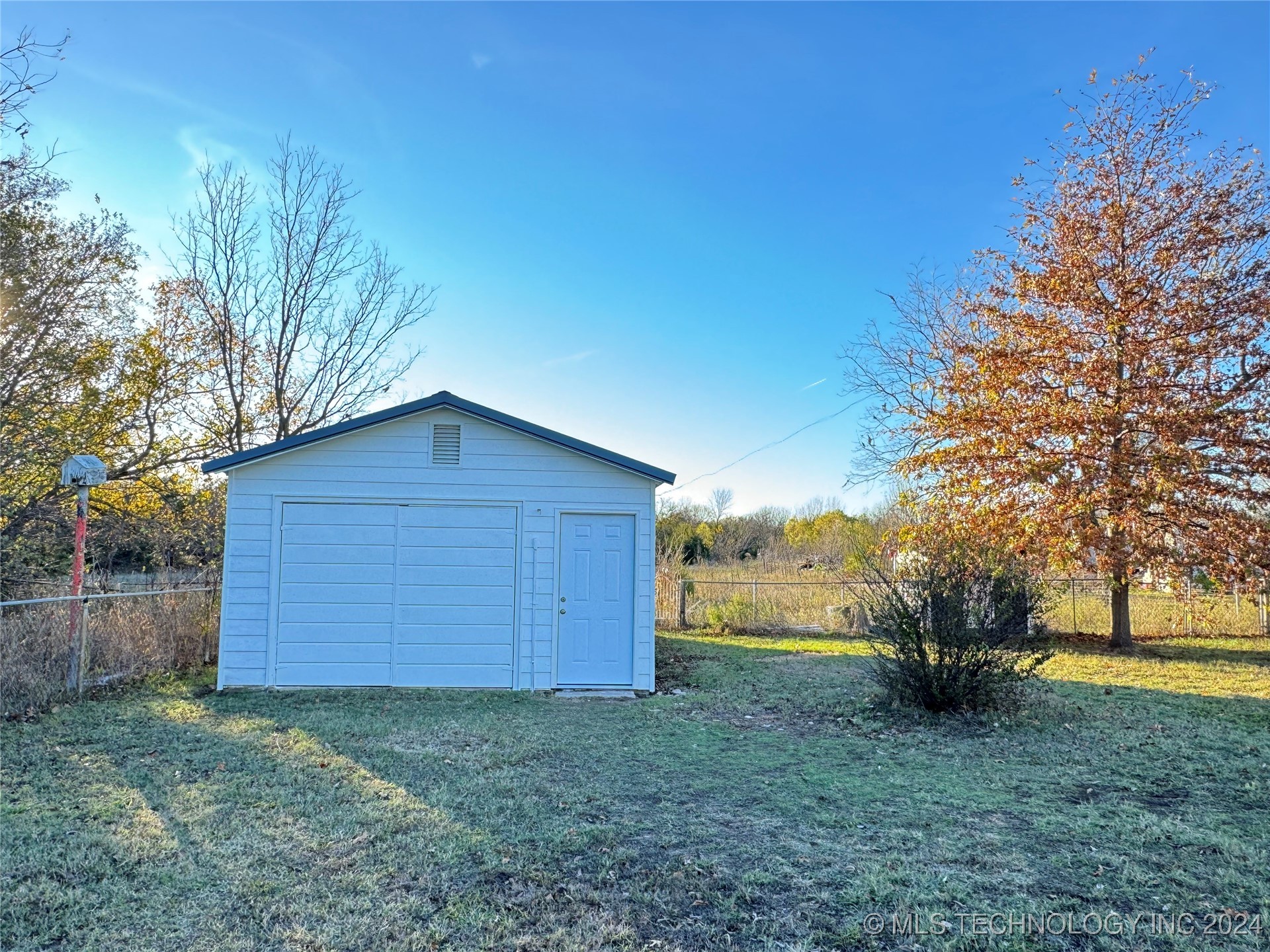 1708 N Linwood Avenue Property Photo 38