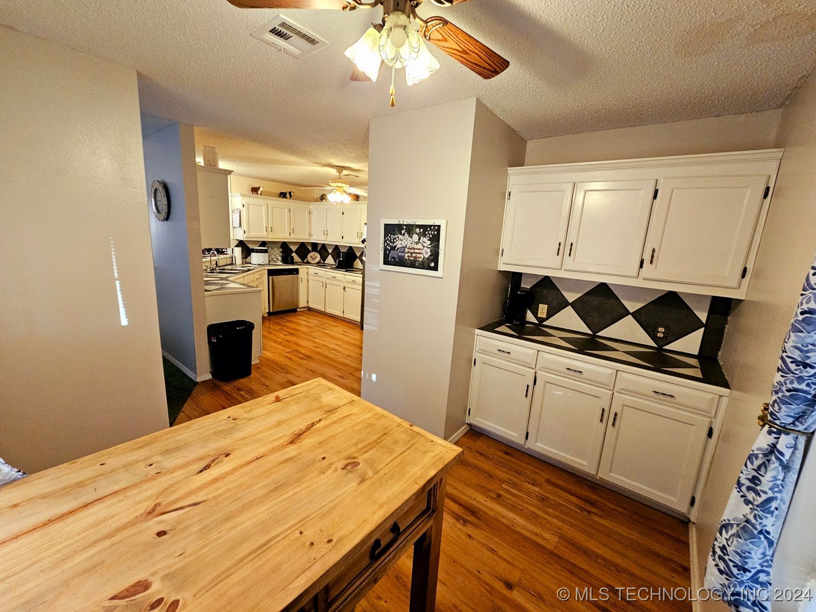 80 N 4160 Road Property Photo 16