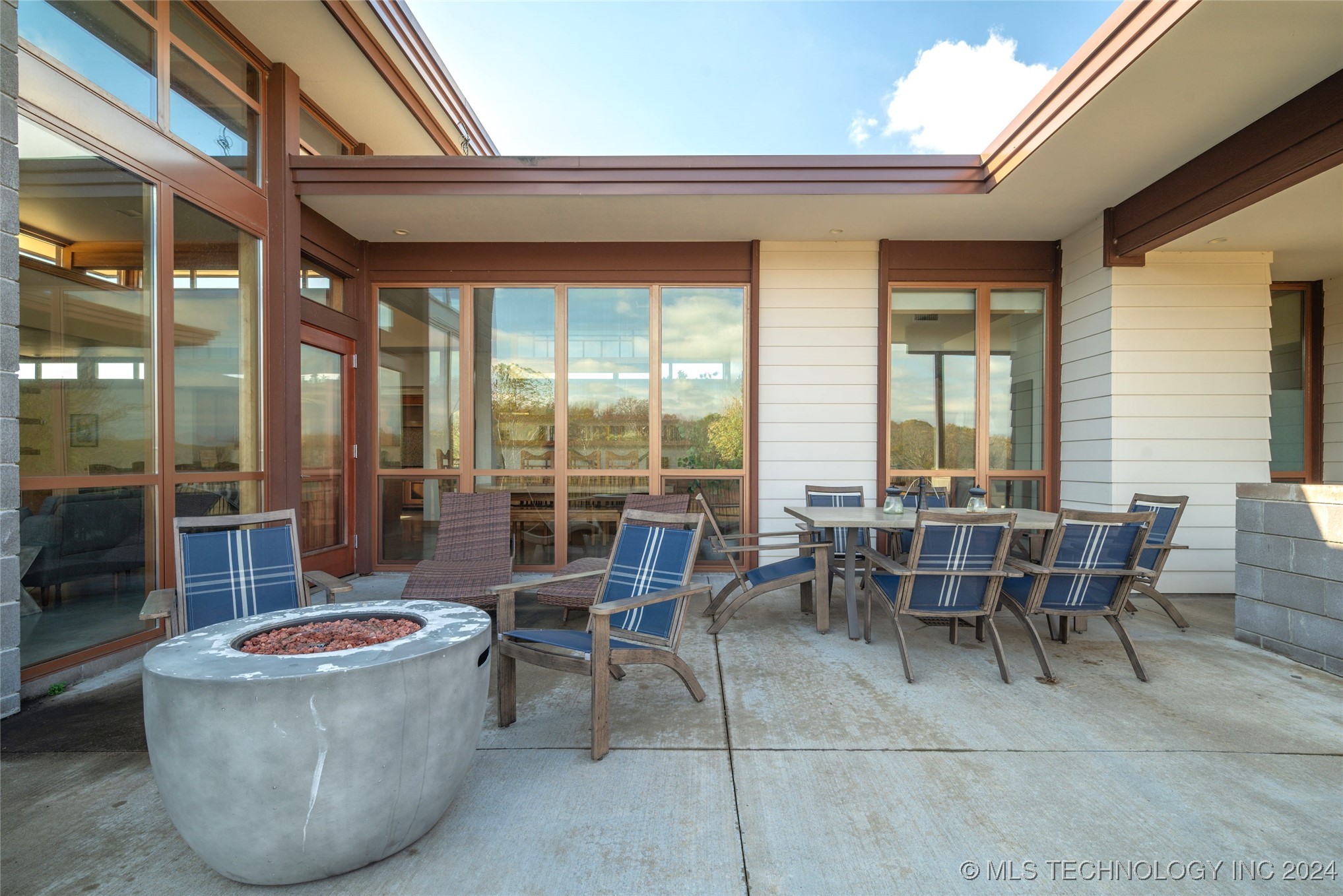 27400 S 614 Road Property Photo 62