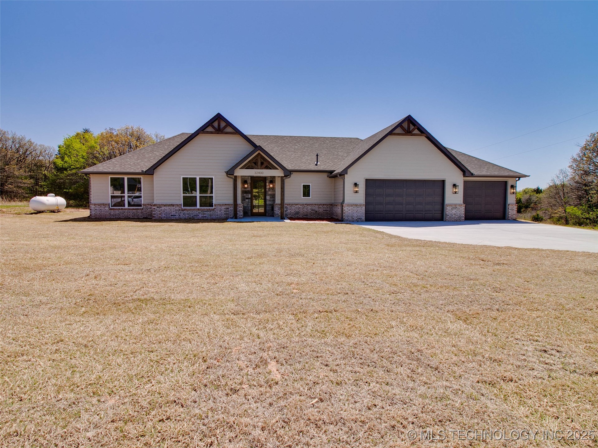 32400 Old Highway 51 Drive Property Photo 1
