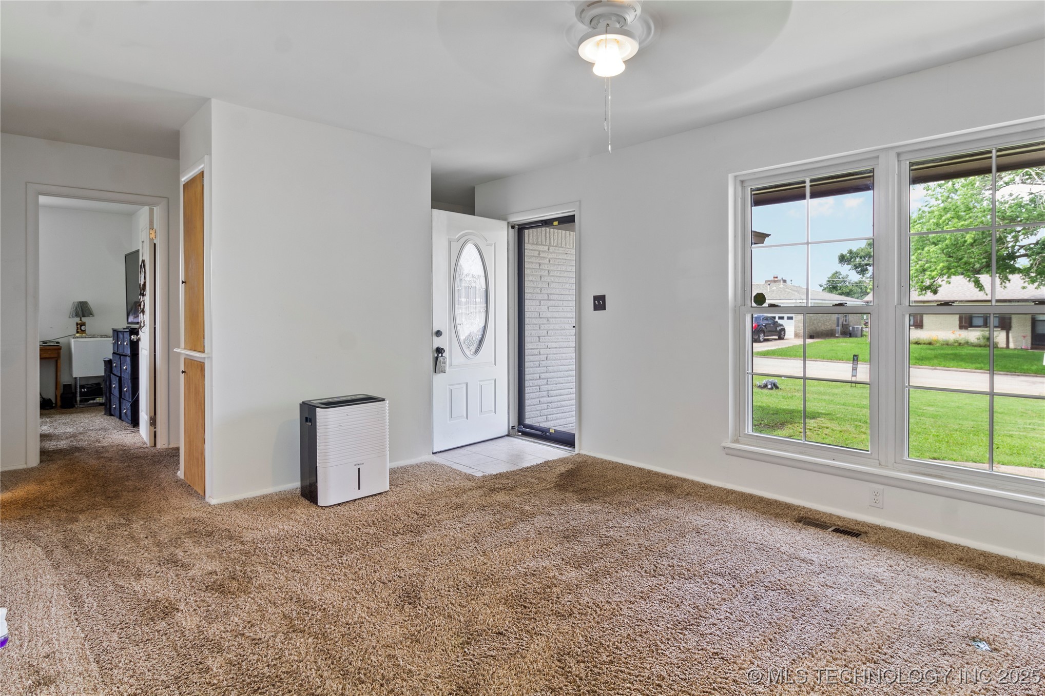 47 S 204th East Avenue Property Photo 4