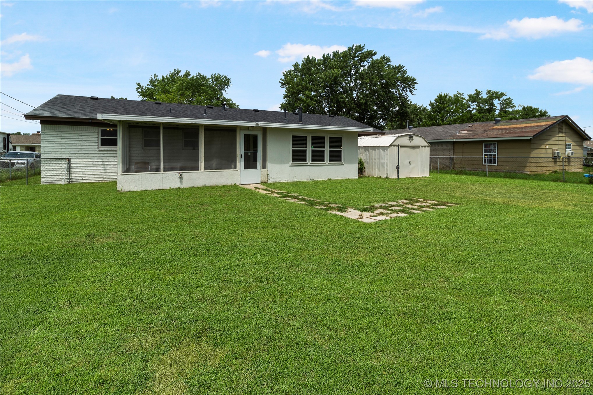 47 S 204th East Avenue Property Photo 14