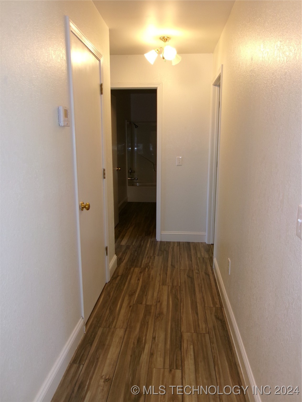 31040 S Lona Valley Road Property Photo 12