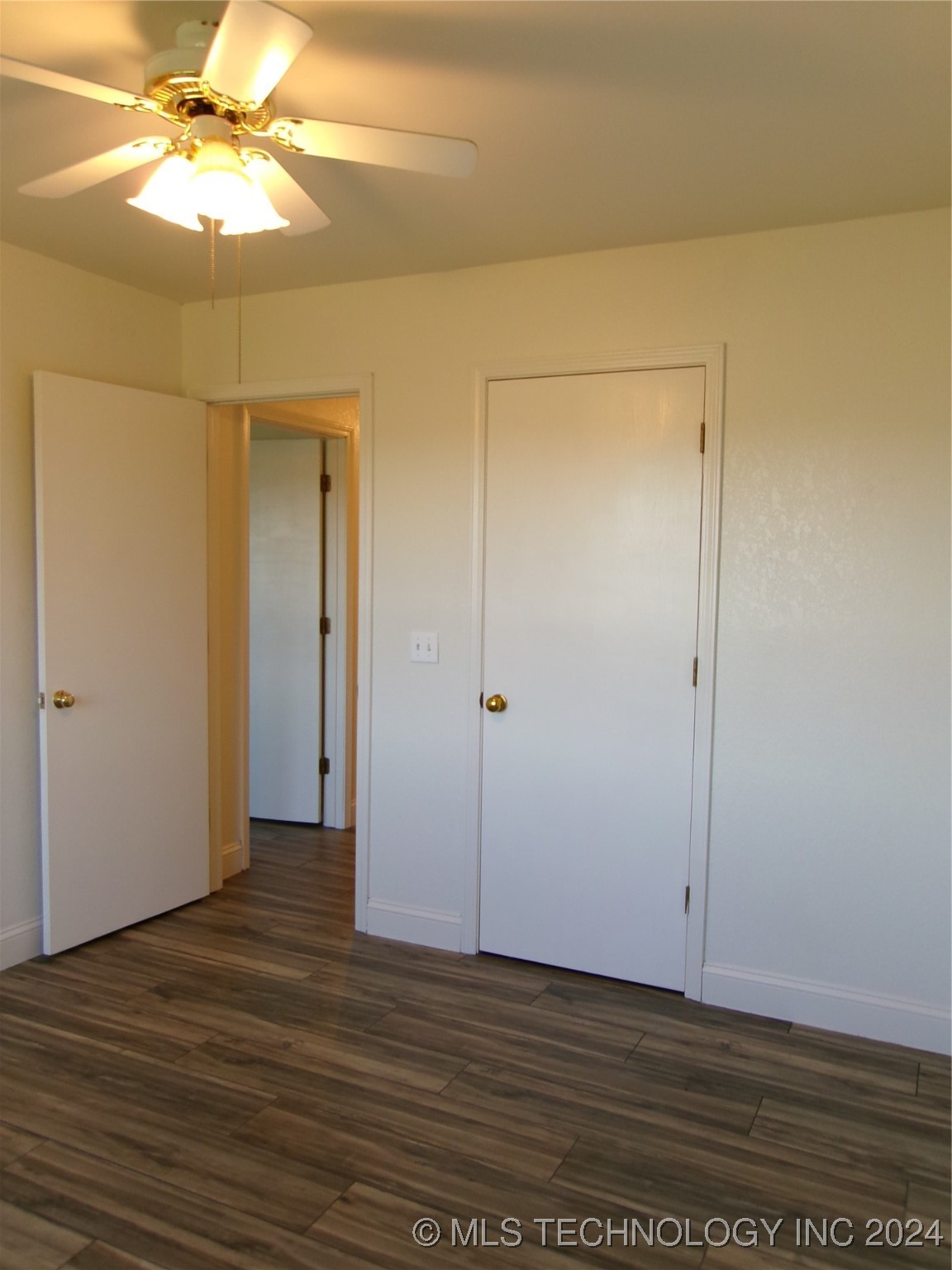 31040 S Lona Valley Road Property Photo 14