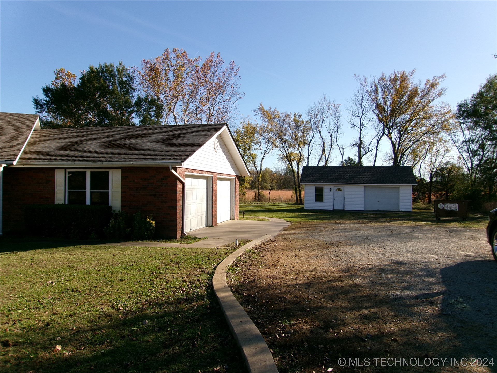 31040 S Lona Valley Road Property Photo 32