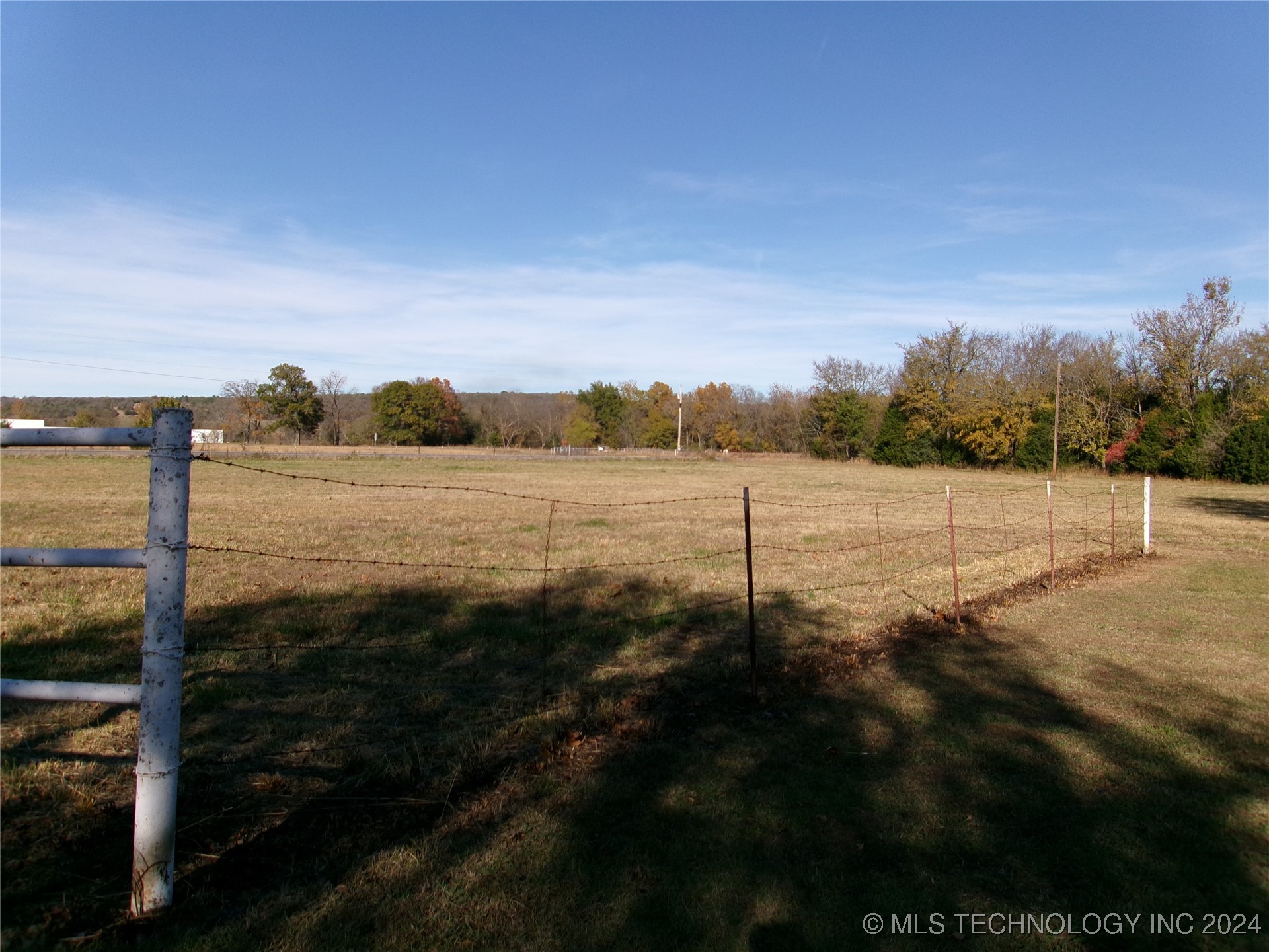 31040 S Lona Valley Road Property Photo 35