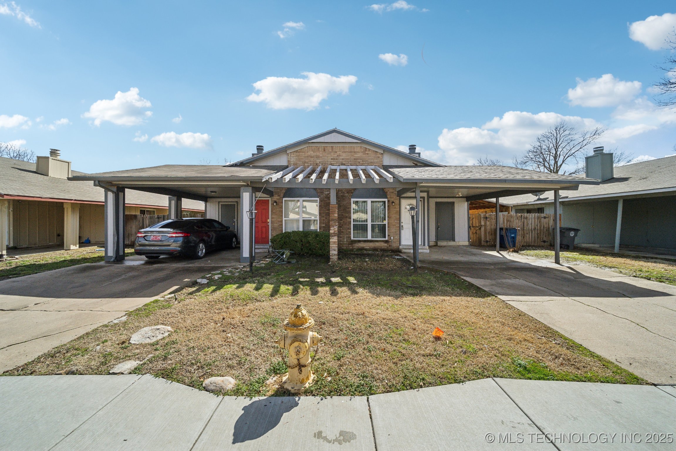 11026 E 16th Street Property Photo