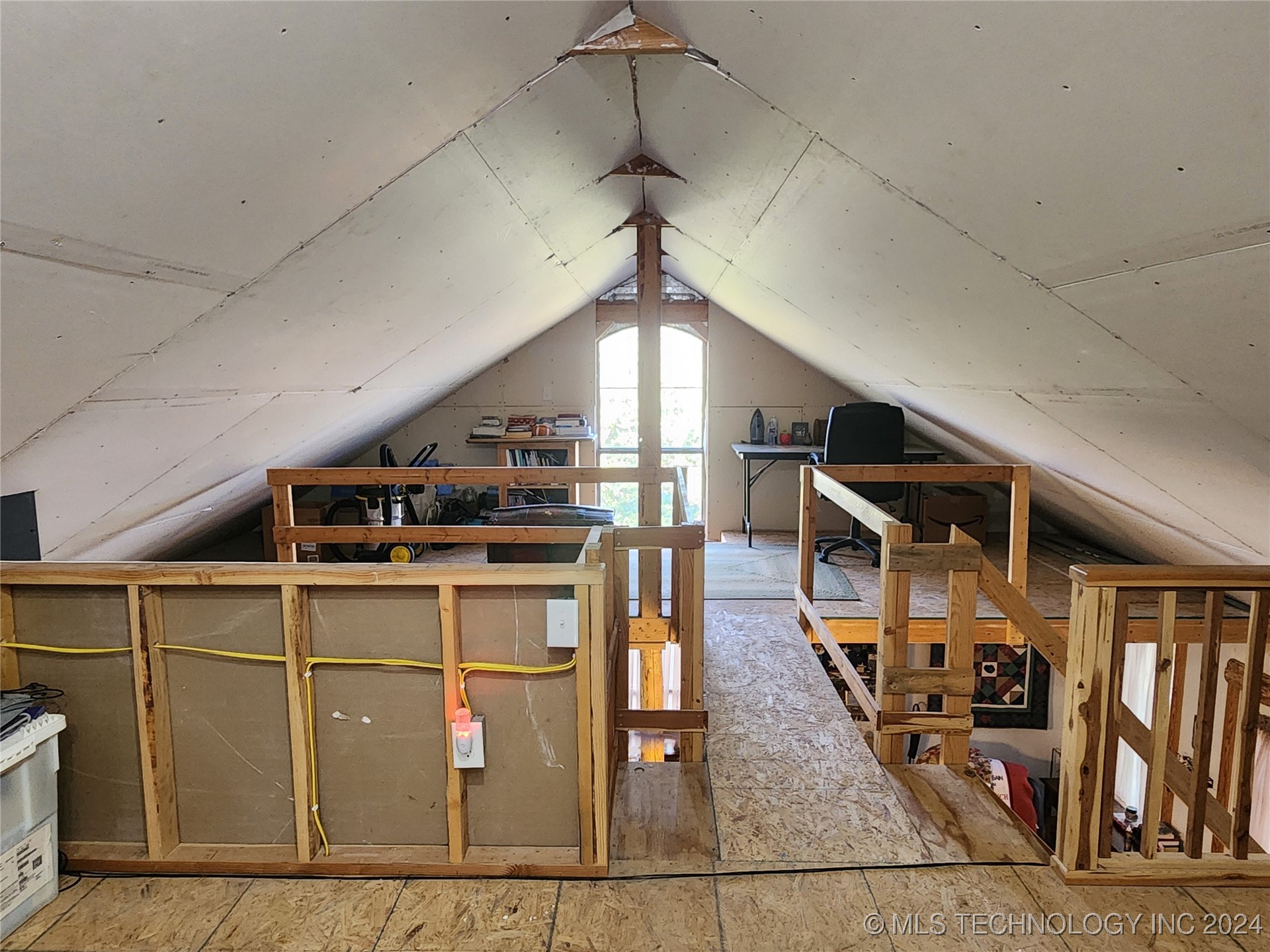 164548 N 4293 Property Photo 12