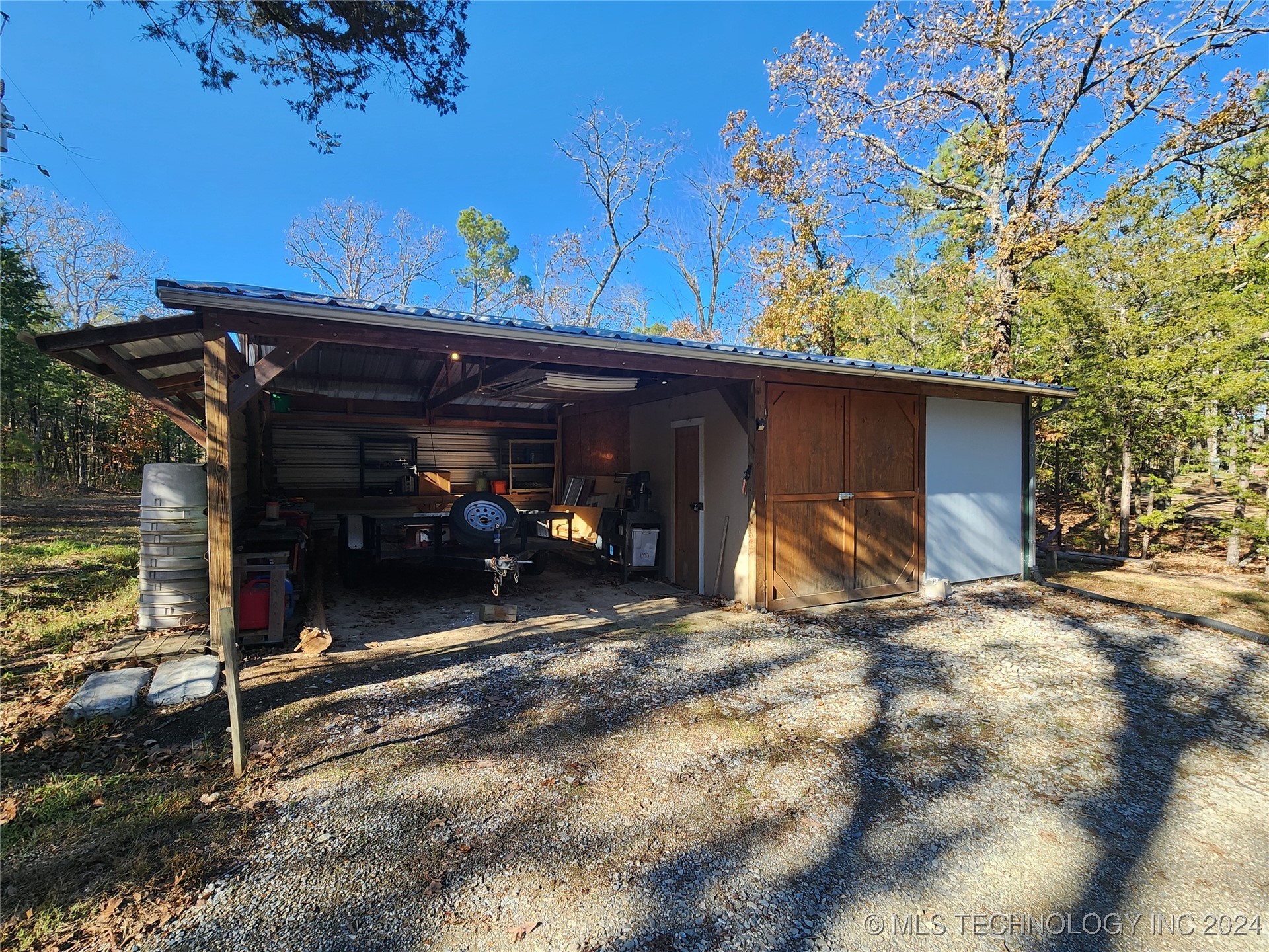 164548 N 4293 Property Photo 14