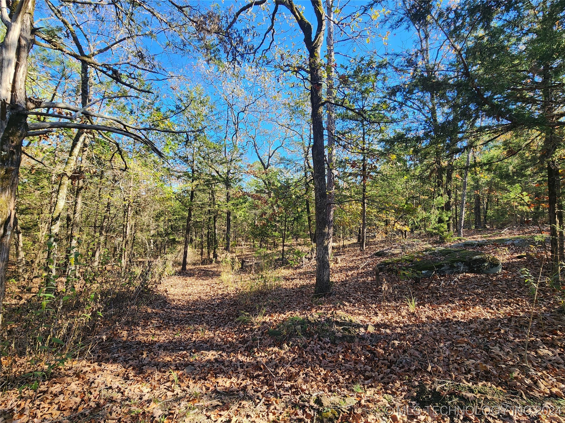 164548 N 4293 Property Photo 18