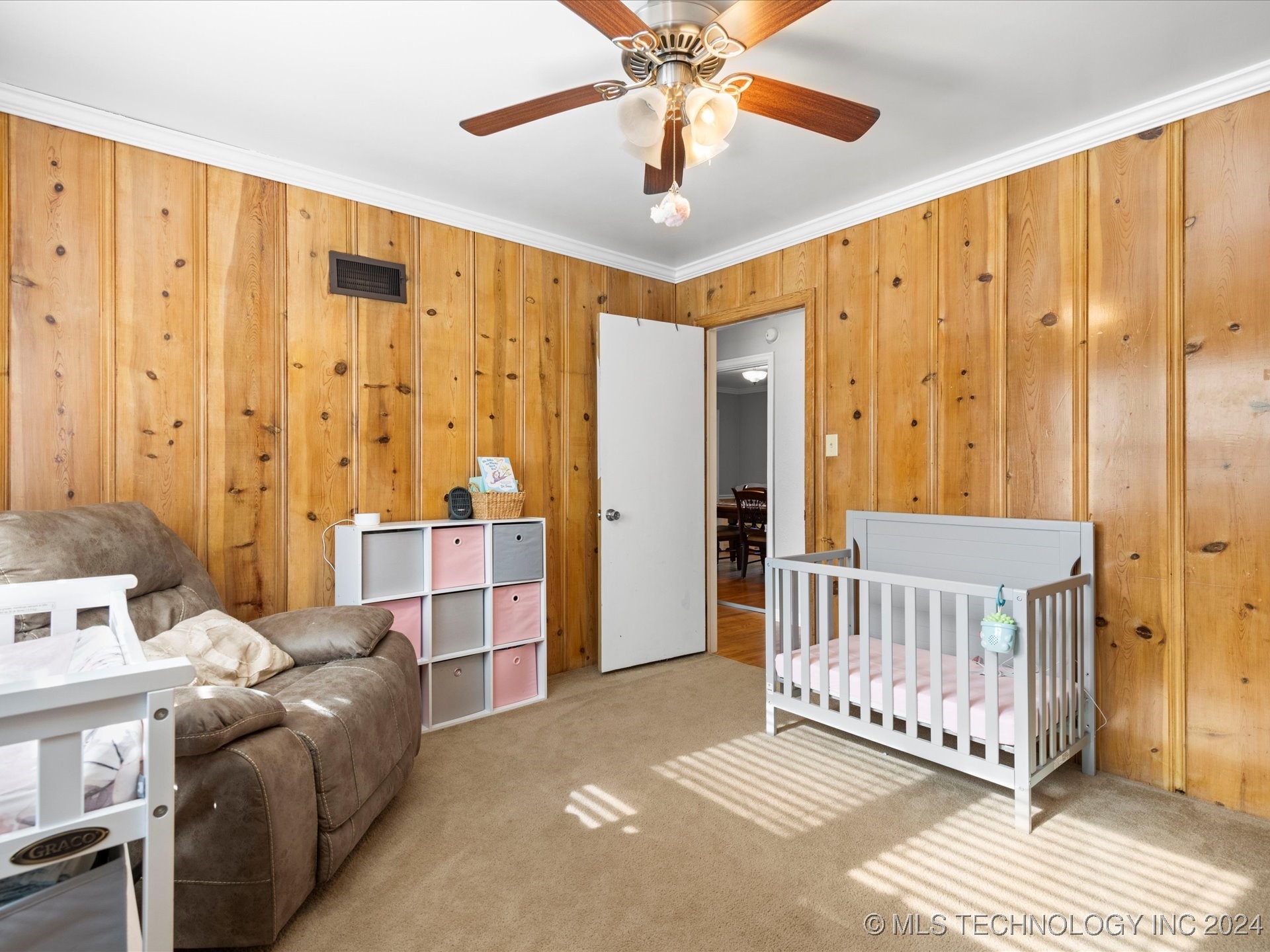 1942 S Dewey Avenue Property Photo 22