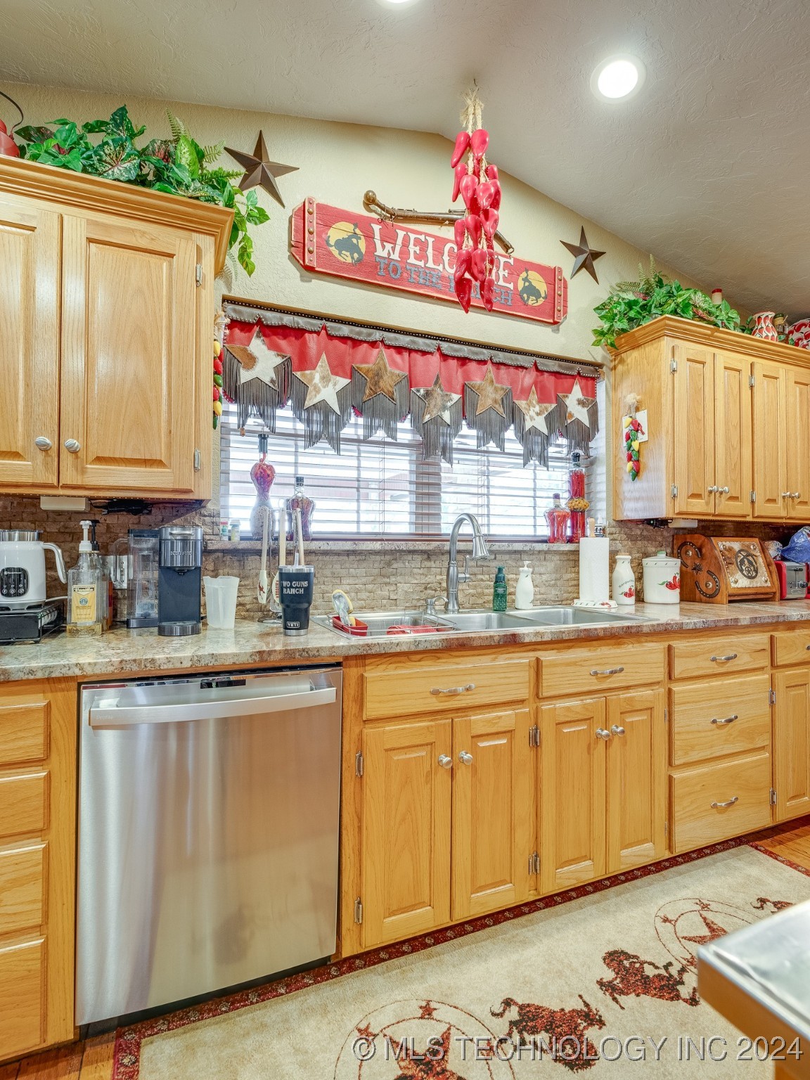 25620 County Road 1515 Property Photo 15