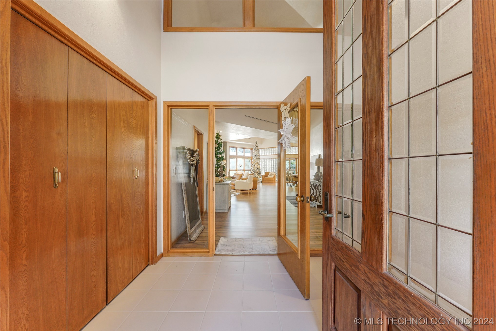 1200 Mcarthur Lane Property Photo 5