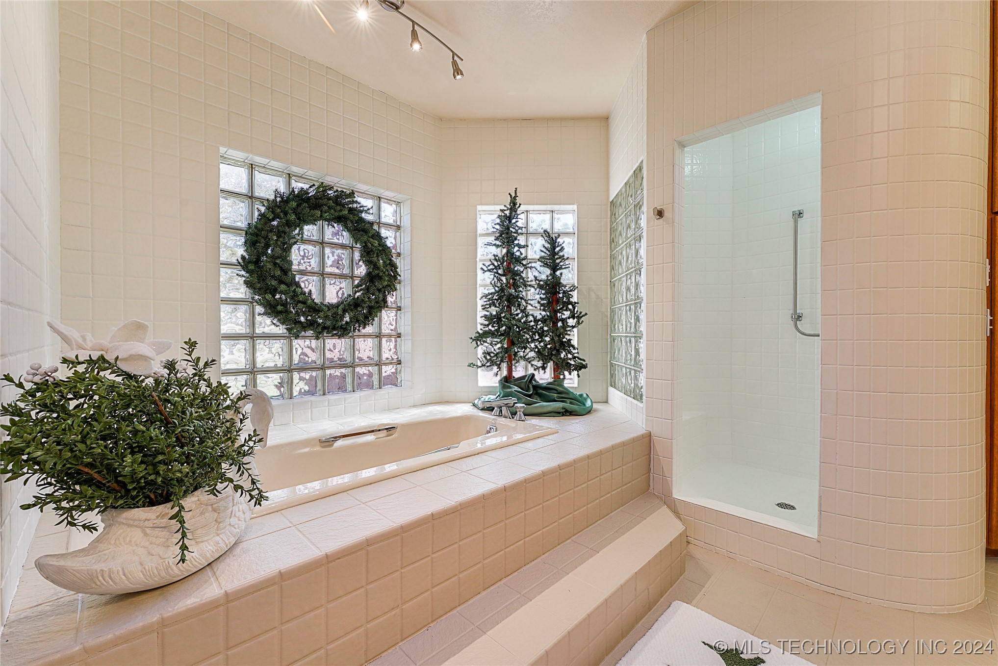 1200 Mcarthur Lane Property Photo 29