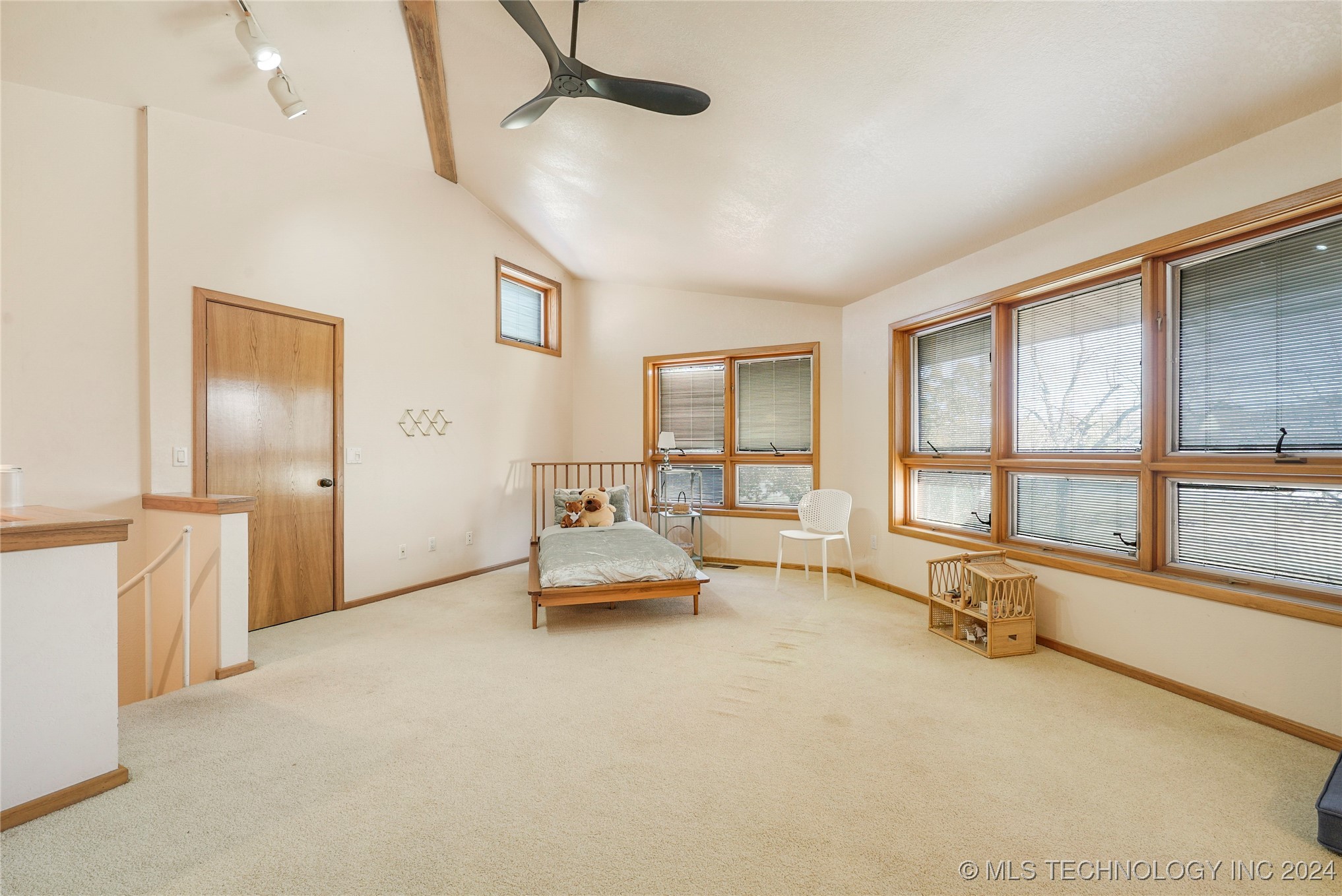 1200 Mcarthur Lane Property Photo 33