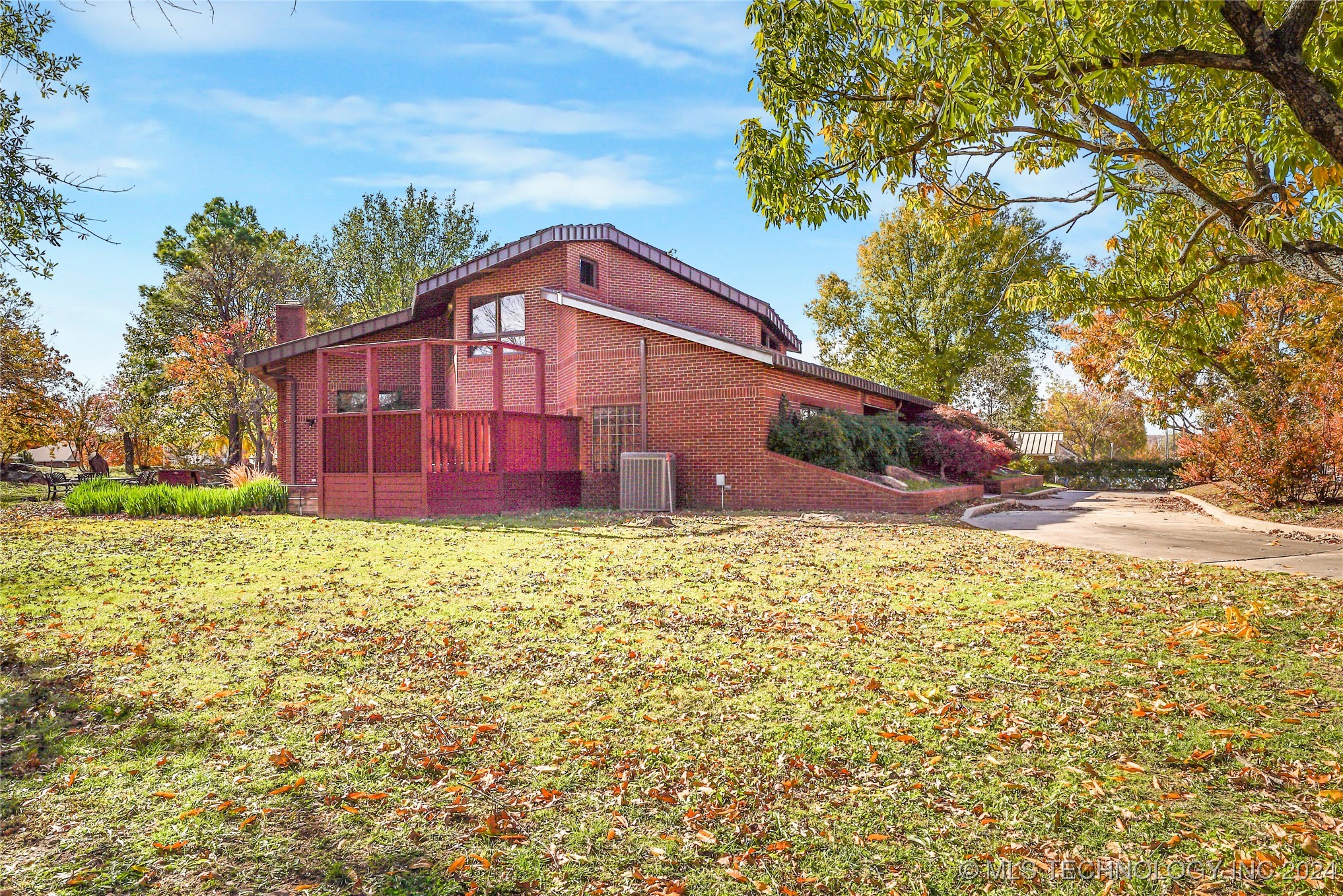 1200 Mcarthur Lane Property Photo 39
