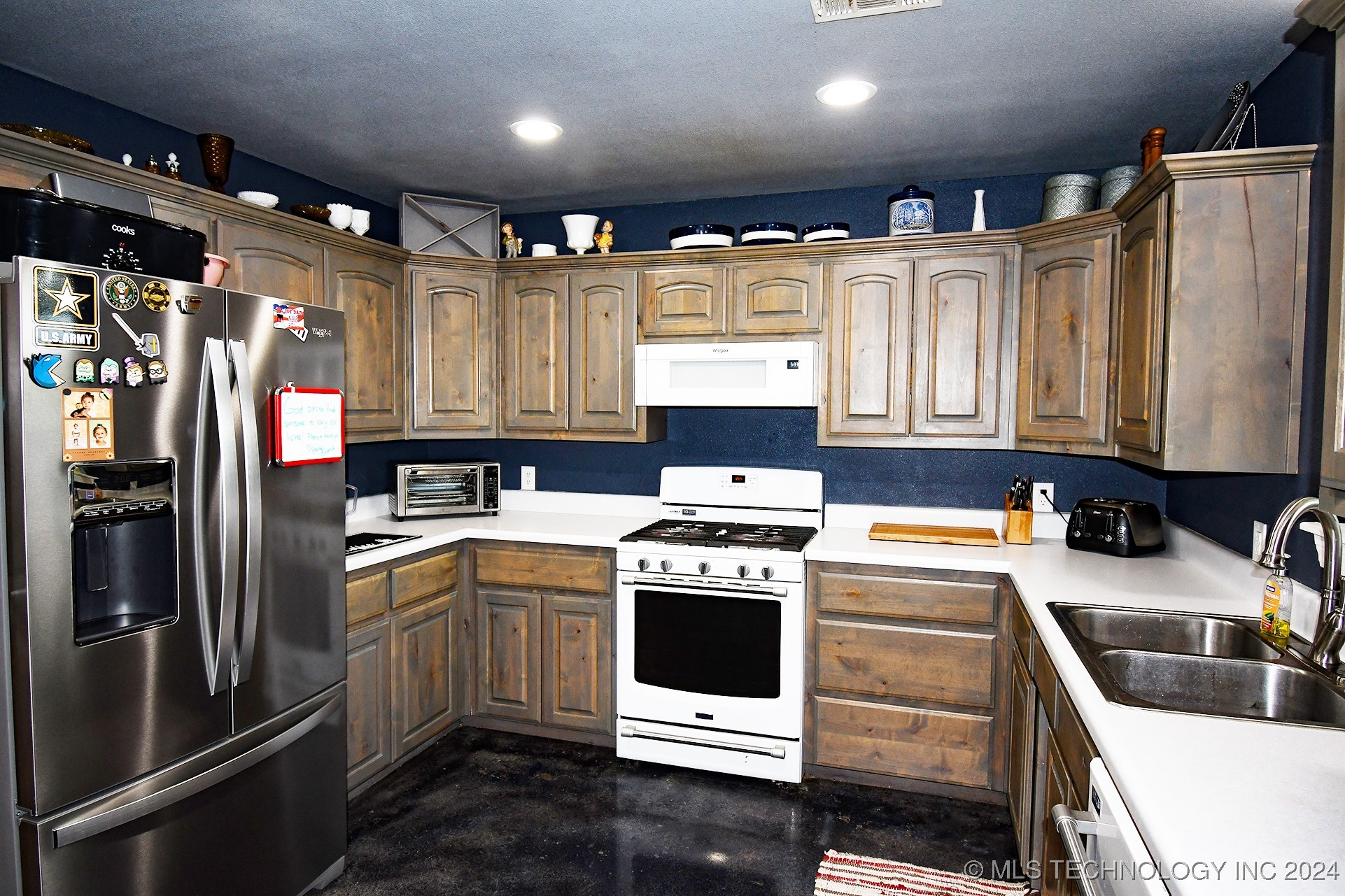 304 S Blackstone Street Property Photo 9