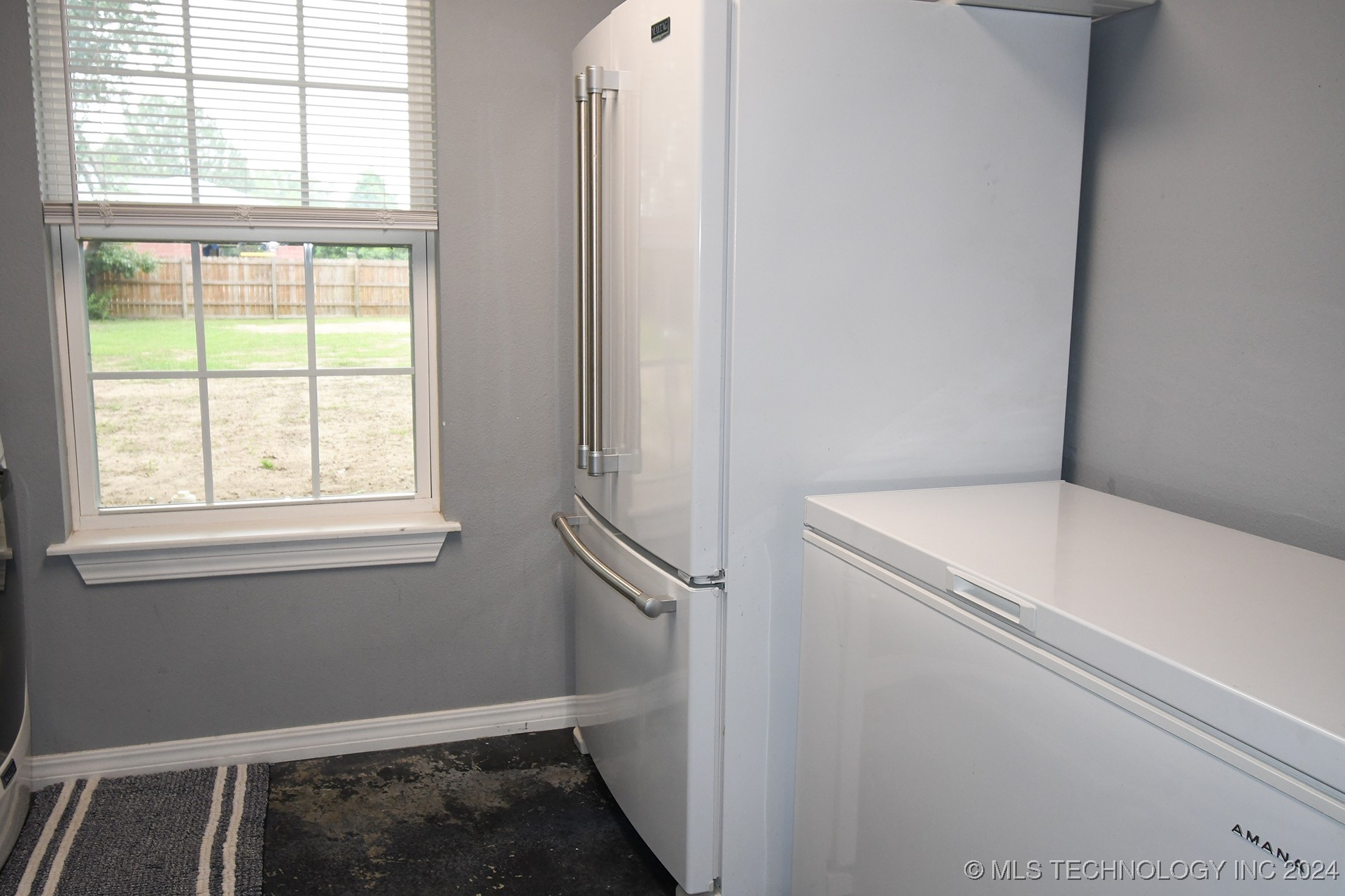 304 S Blackstone Street Property Photo 21