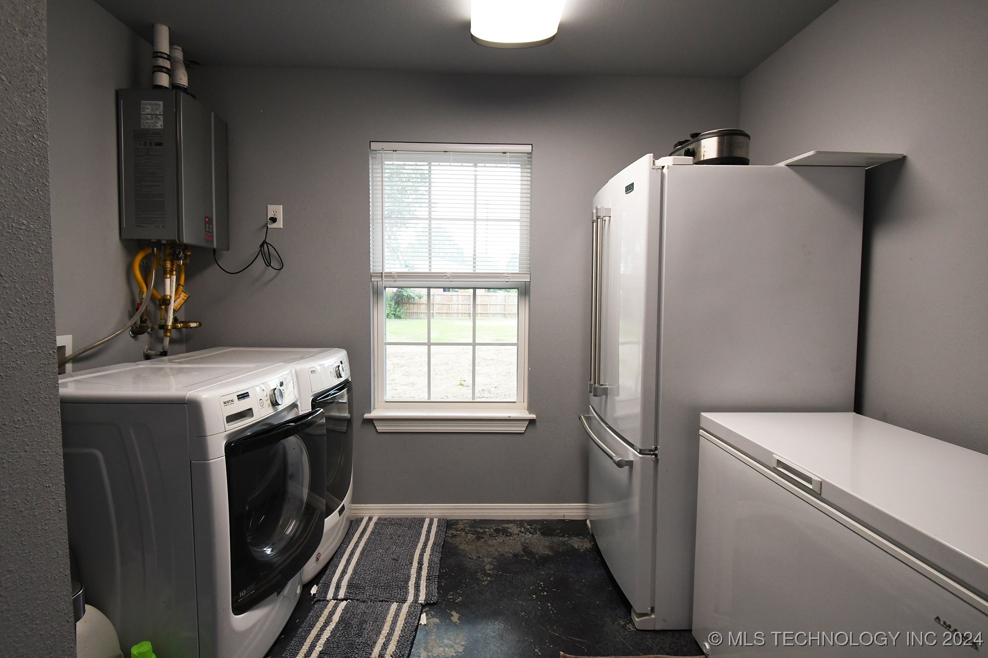 304 S Blackstone Street Property Photo 22