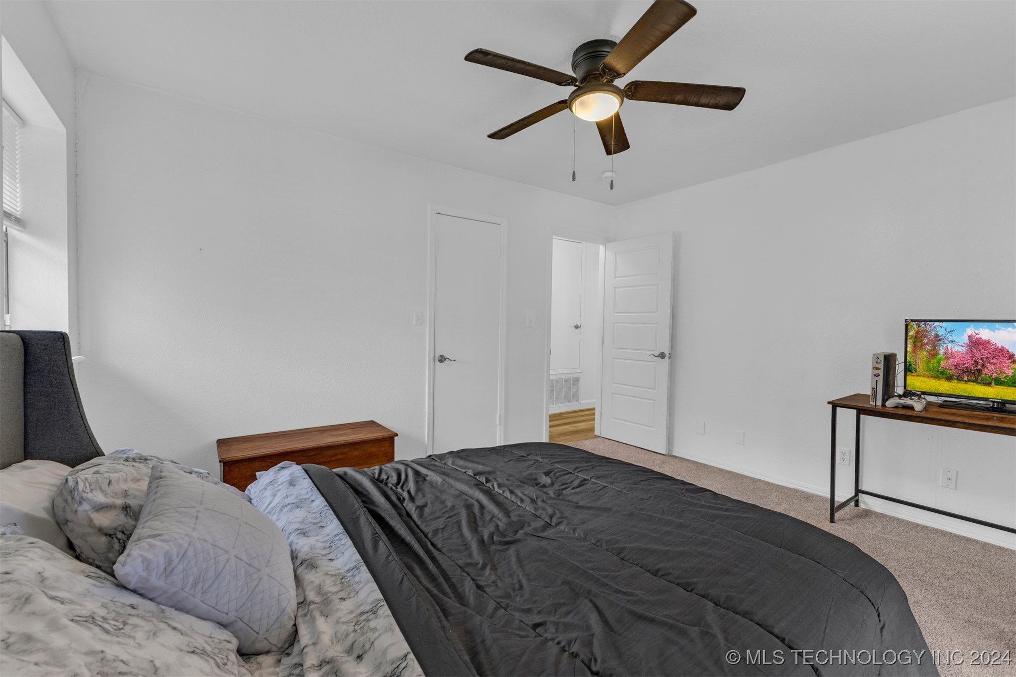 3011 W Berwick Street Property Photo 17