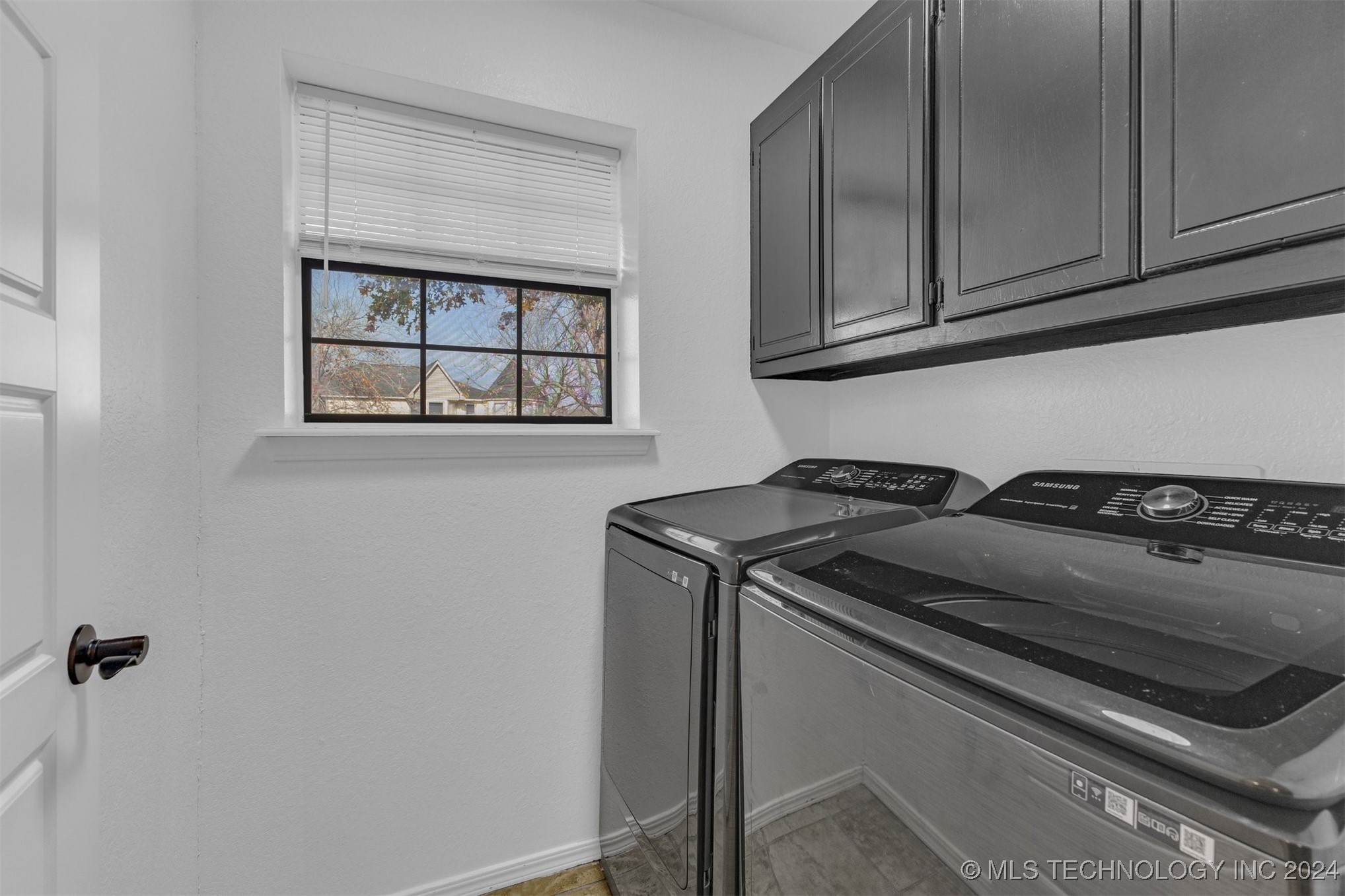 3011 W Berwick Street Property Photo 27