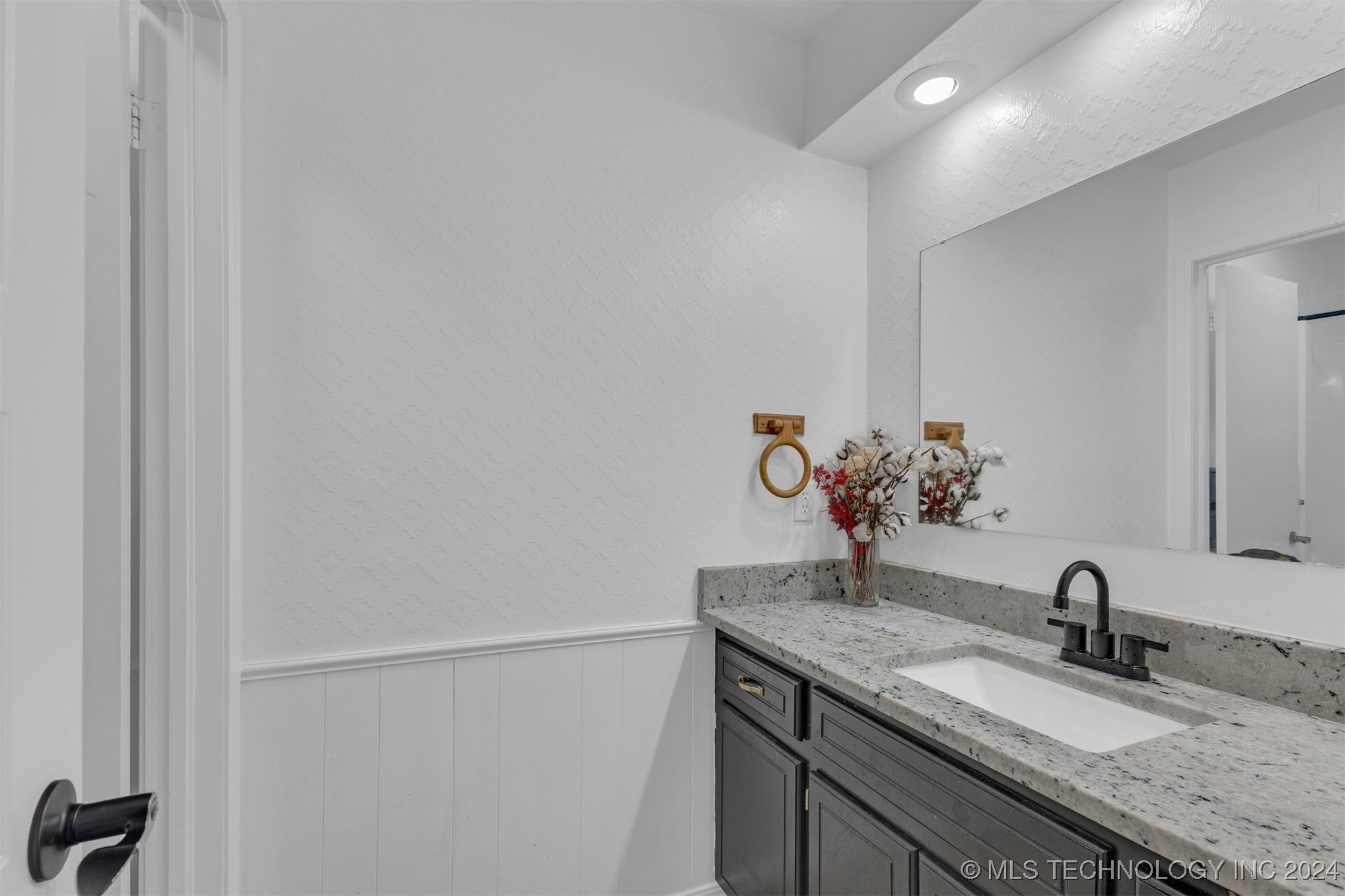3011 W Berwick Street Property Photo 28