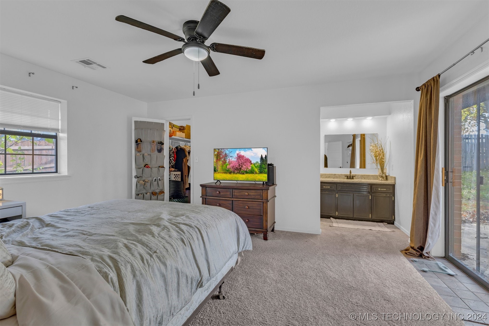 3011 W Berwick Street Property Photo 30