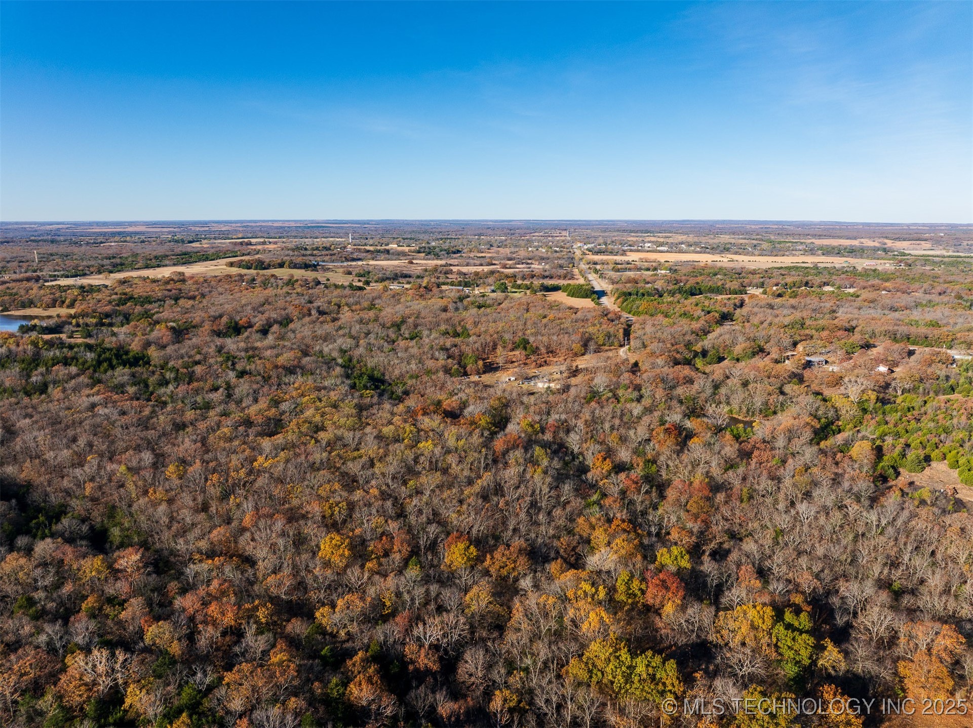 1 E 575 Road Property Photo 39