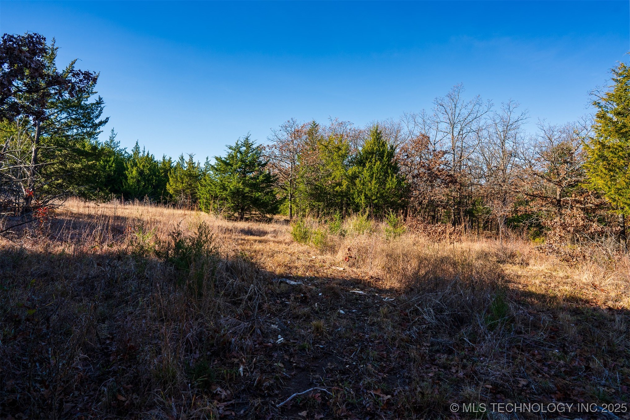 1 E 575 Road Property Photo 49