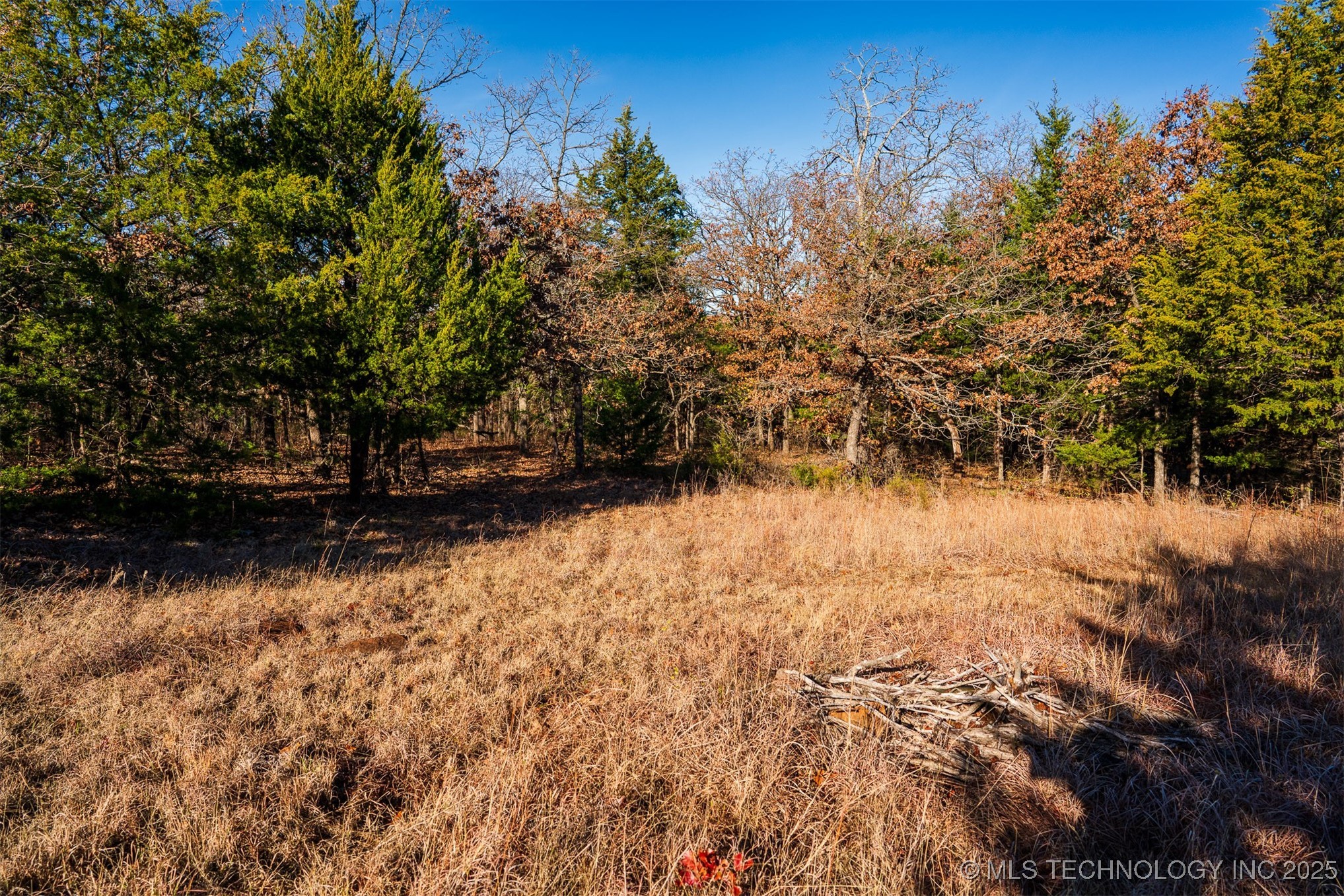 1 E 575 Road Property Photo 50