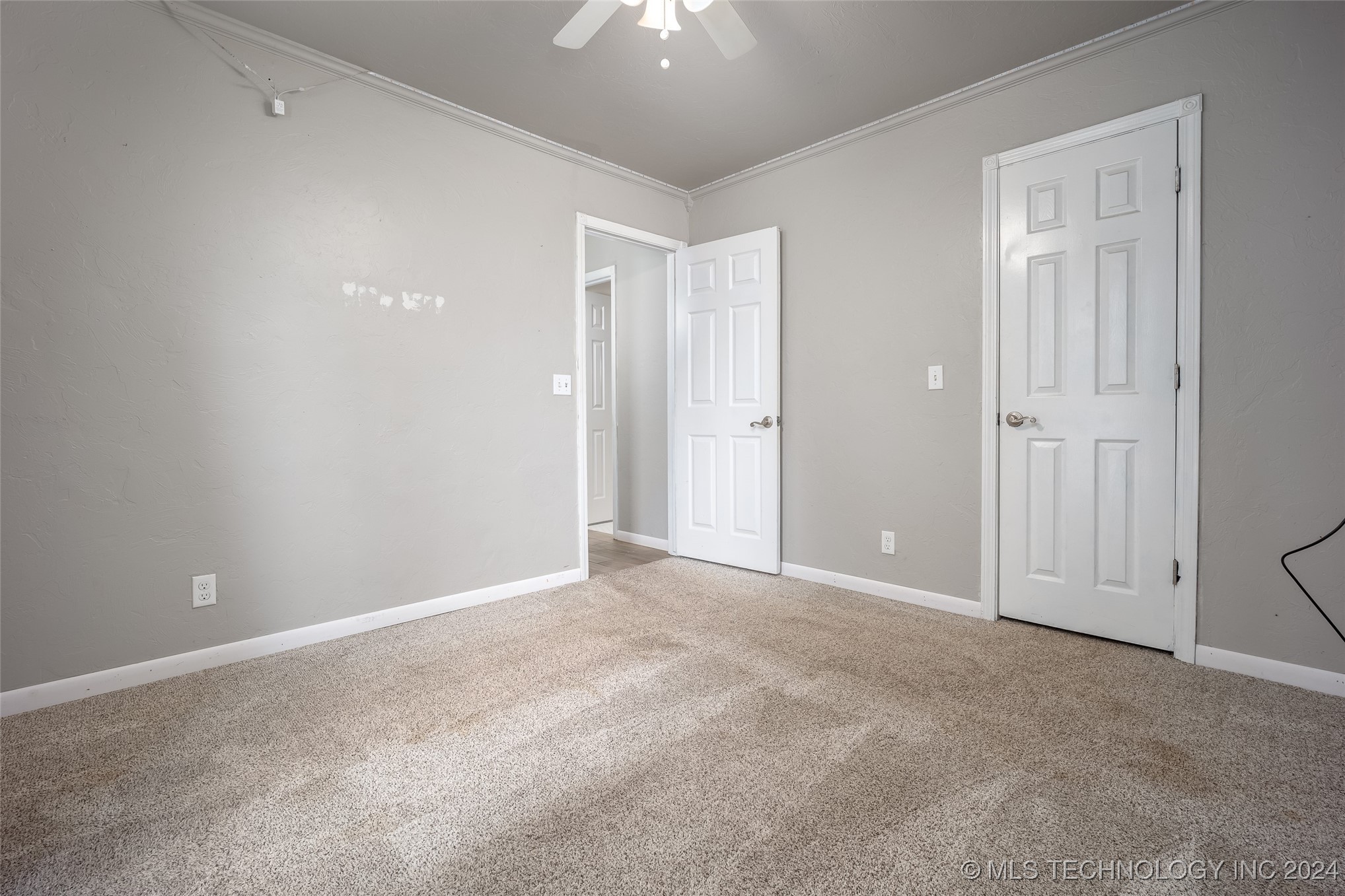 16304 Bandera Property Photo 8